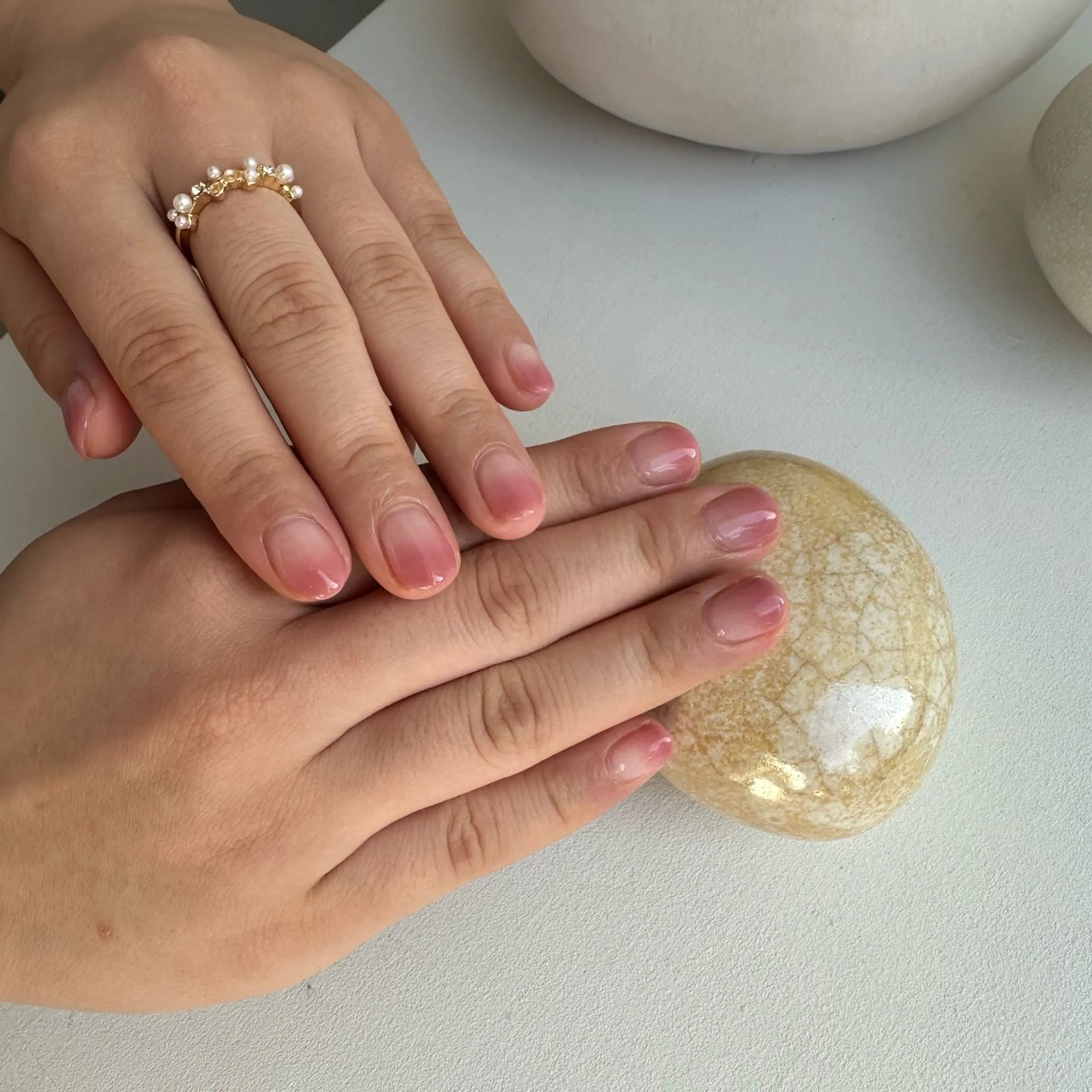 ネイル オフィスネイル ピンク Kaede *LUFTのネイルデザイン