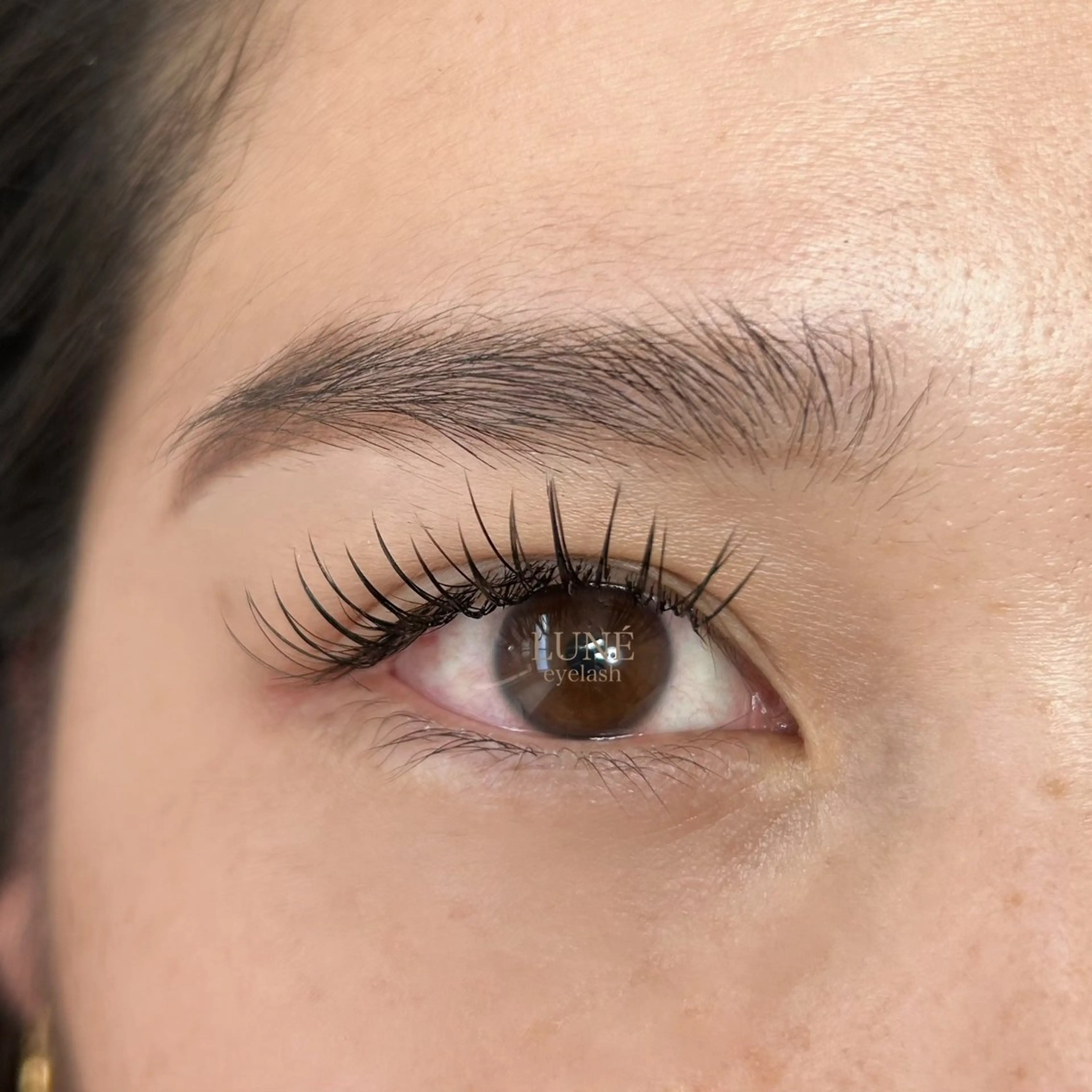 【初回​〜​2回目まで】フラットラッシュ160本 ¥5700コーティング付き✨の写真