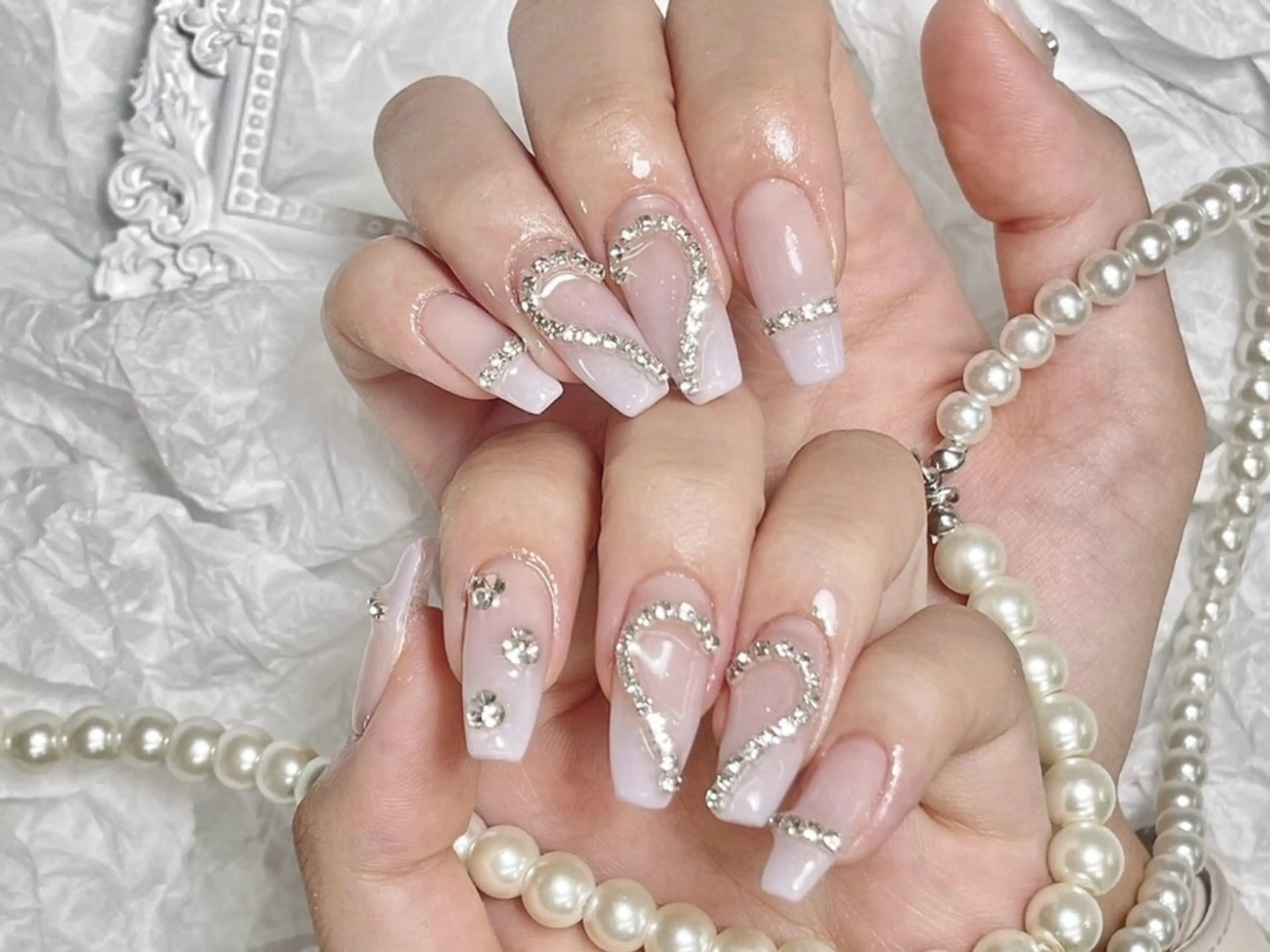 メンズ ネイル アートネイル フレンチネイル ジェルネイル キラキラネイル パラジェル ハンドネイル Bloom スカルプ専門店のネイルデザイン