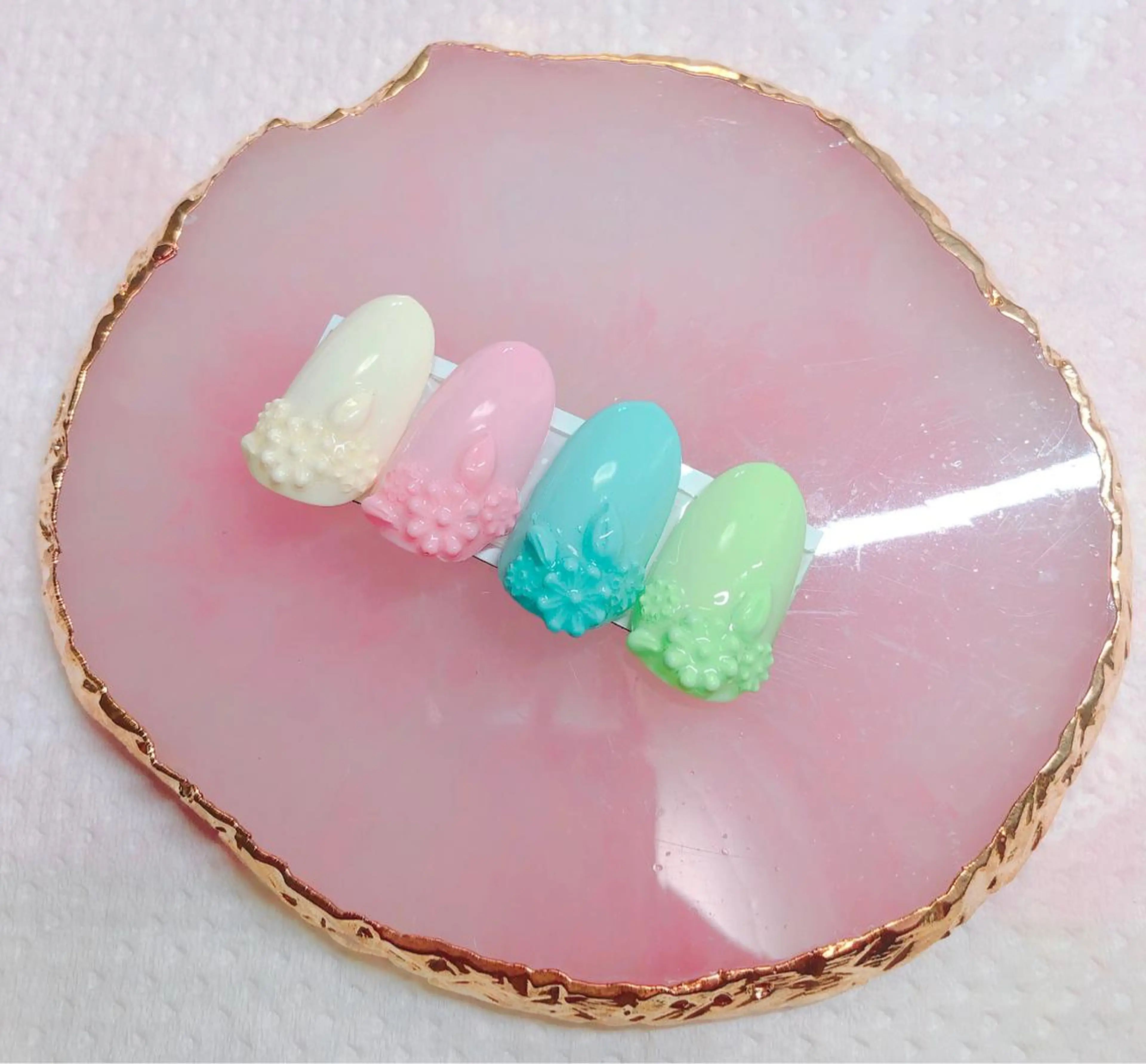 ネイル CROWN プライベートサロンのネイルデザイン