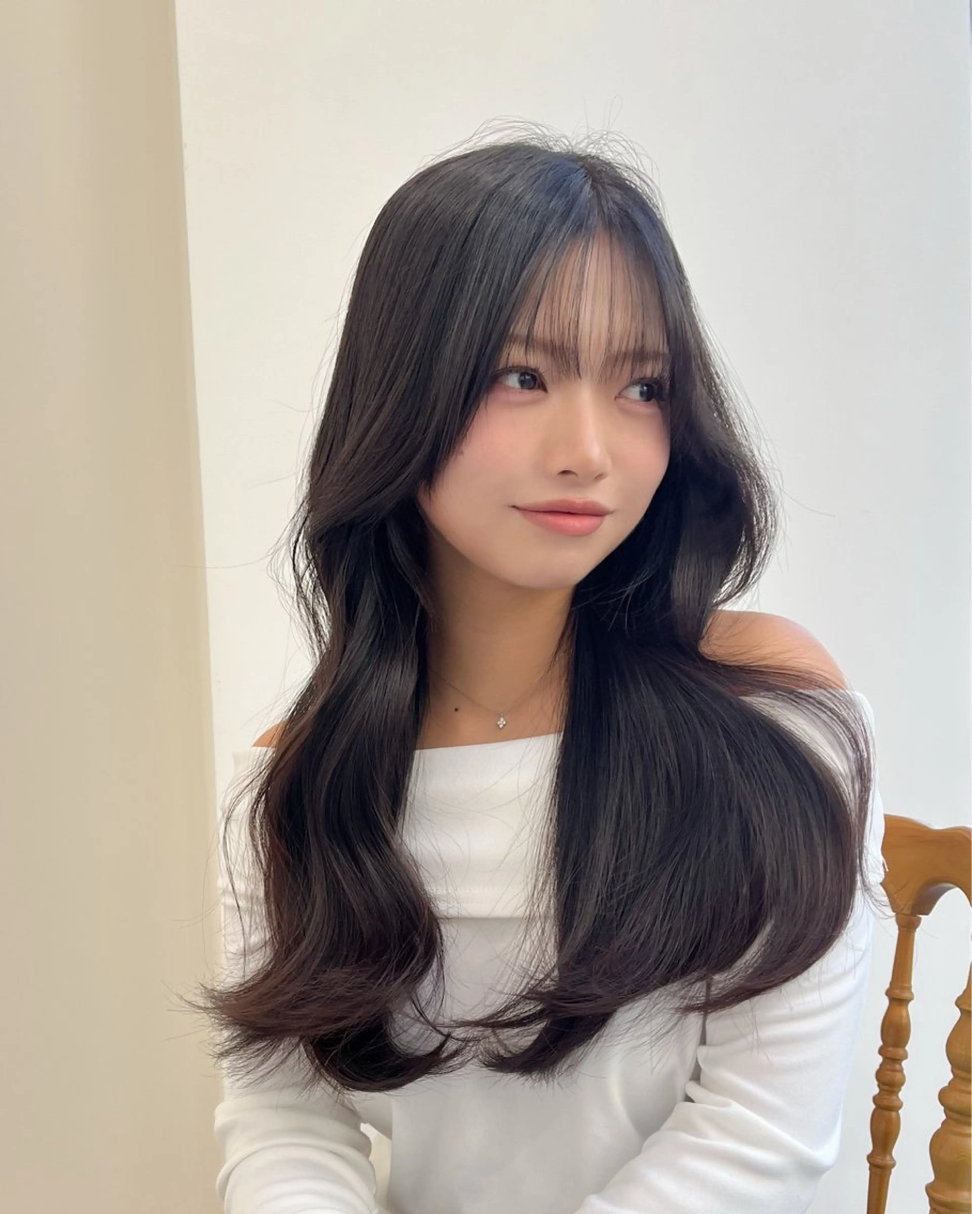 セミロング くびれヘア 顔周りカット レイヤーカット カット トリートメント ミタニ/髪質改善 /レイヤーカットのヘアスタイル