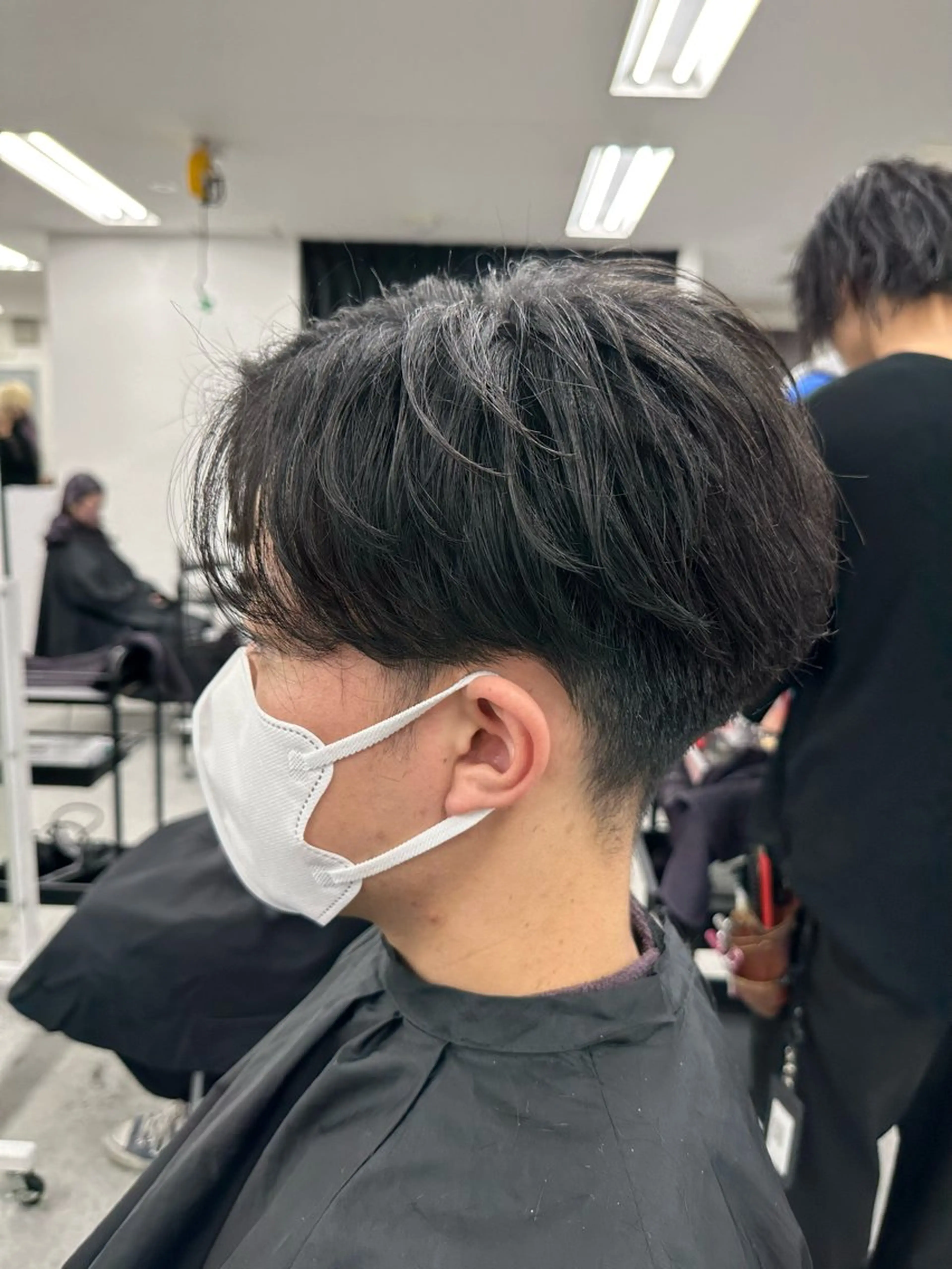 ショート メンズ センターパート 【パーマ率90%】 サエキカズマのヘアスタイル