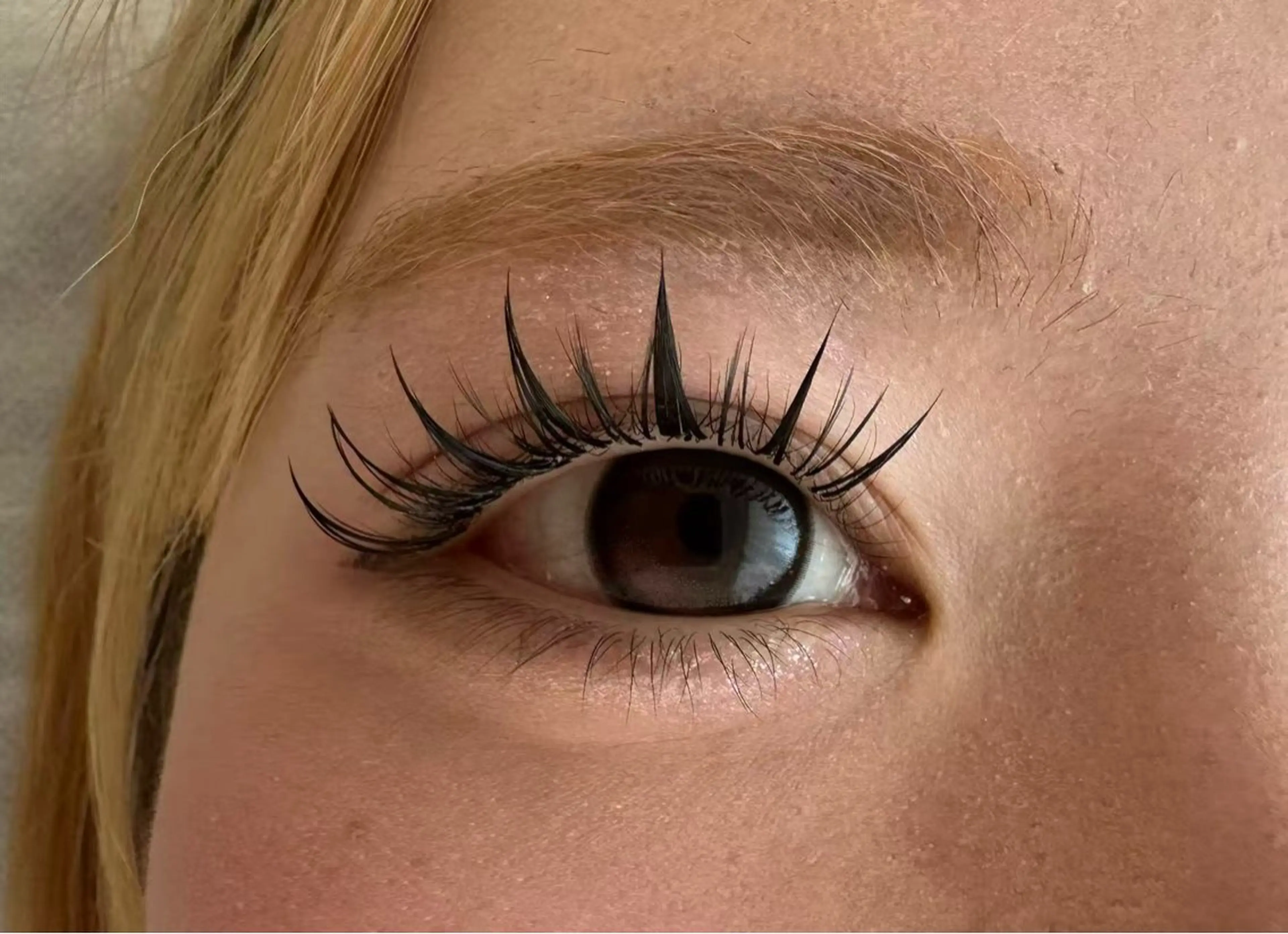 マツエク・マツパ 束感まつ毛 パリジェンヌラッシュリフト ワンホンマツエク マツエク 池袋💖 チルザルトサロンのマツエク・マツパデザイン