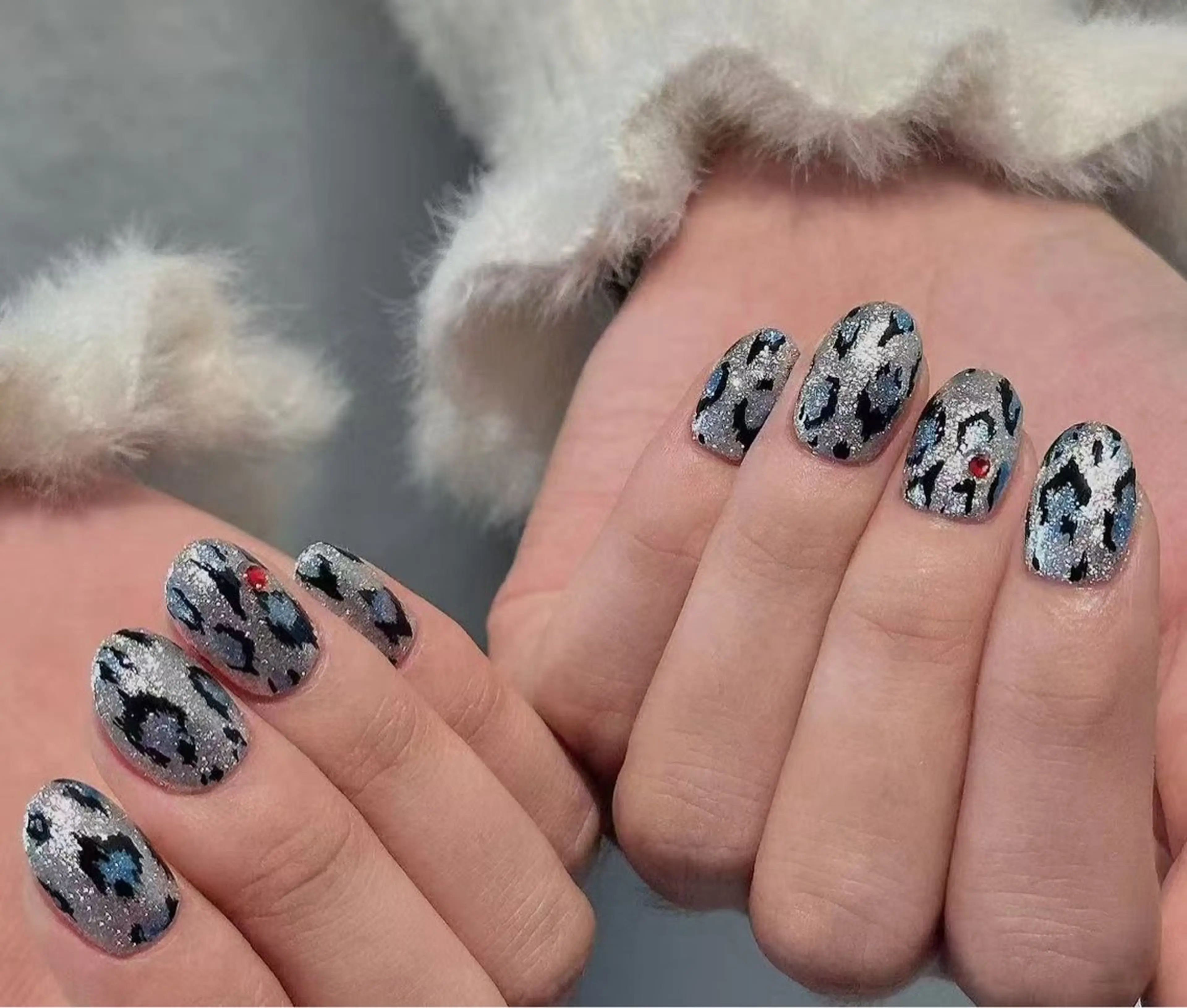 ネイル オーロラネイル フラワーネイル フットネイル フレンチネイル ジェルネイル ハンドネイル BabyYouMi nailのネイルデザイン