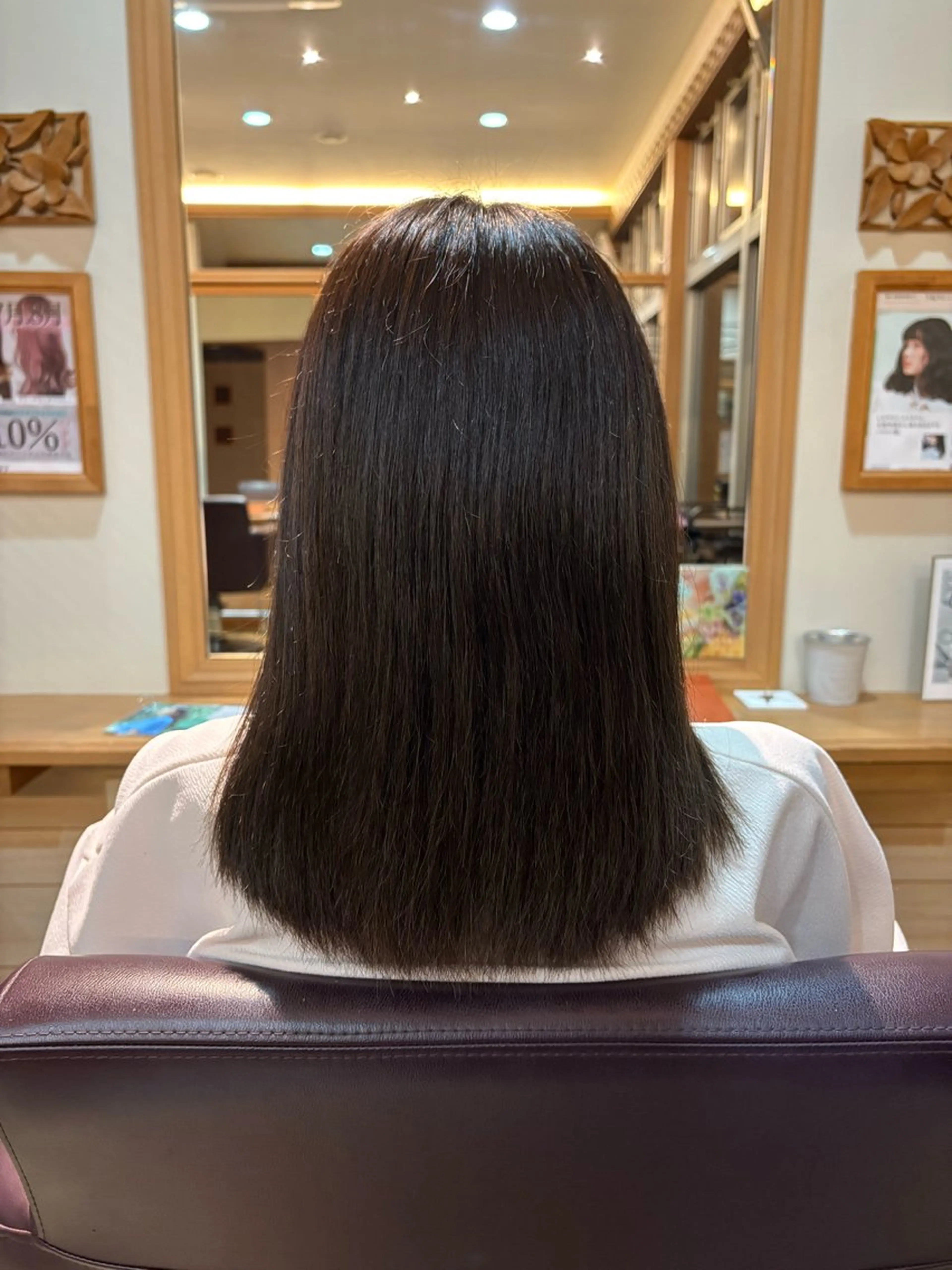 セミロング カラー 透明感カラー トリートメント ヘアカラー カラーモデル/ 戸苅法永のヘアスタイル