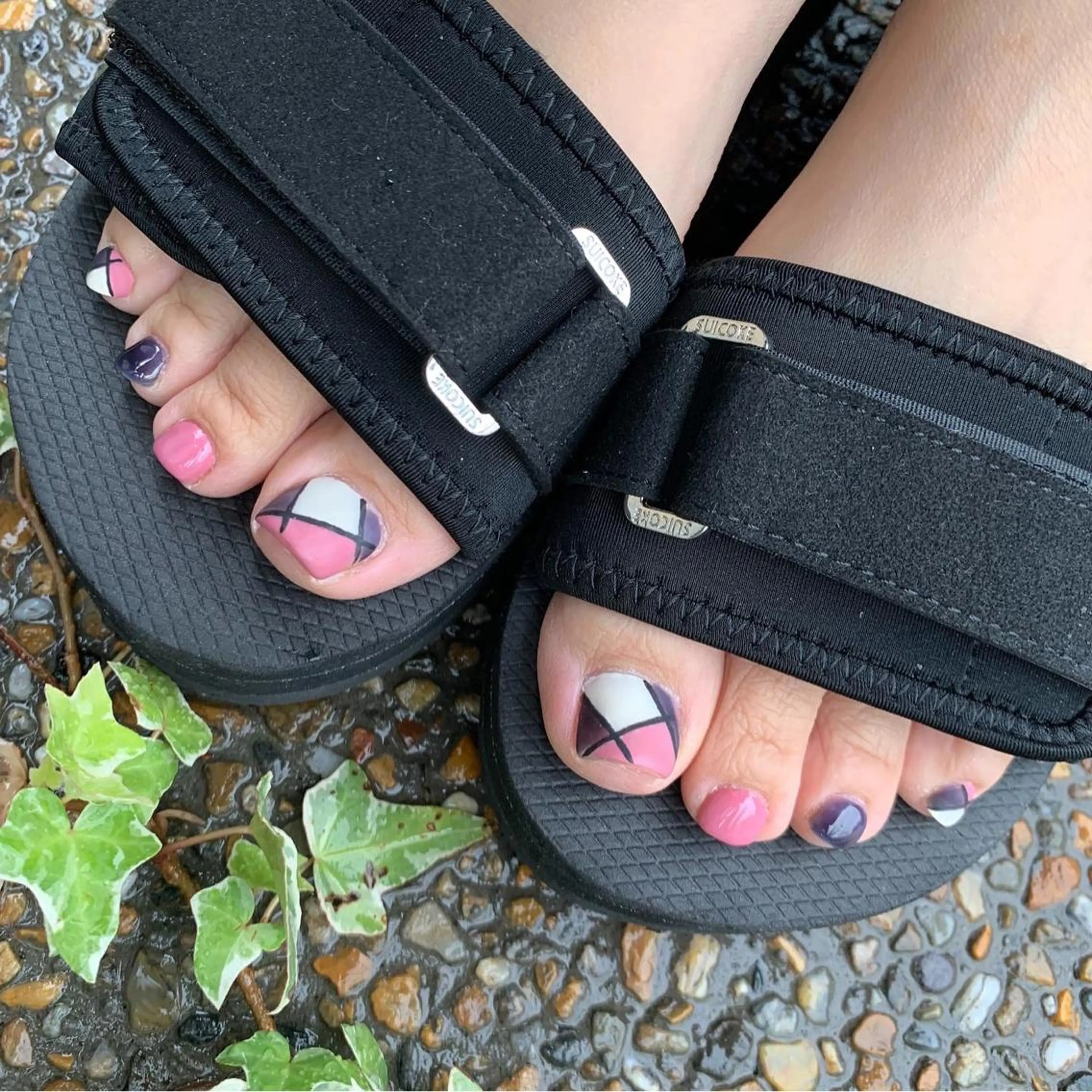 ネイル フットネイル Aimer pour soiのネイルデザイン