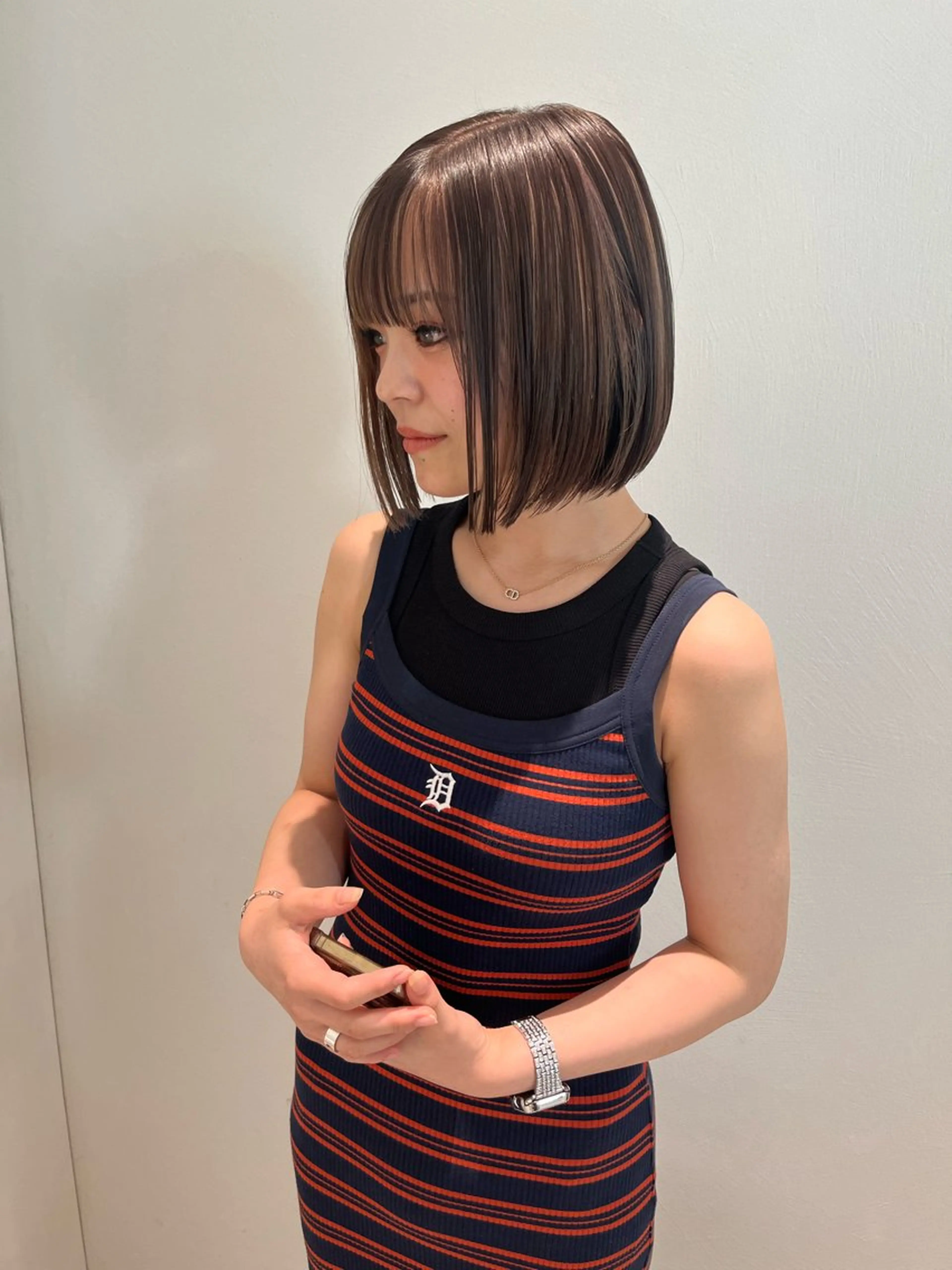 ショート カラー レイヤー似合わせ 透明感カラーりきやのヘアスタイル