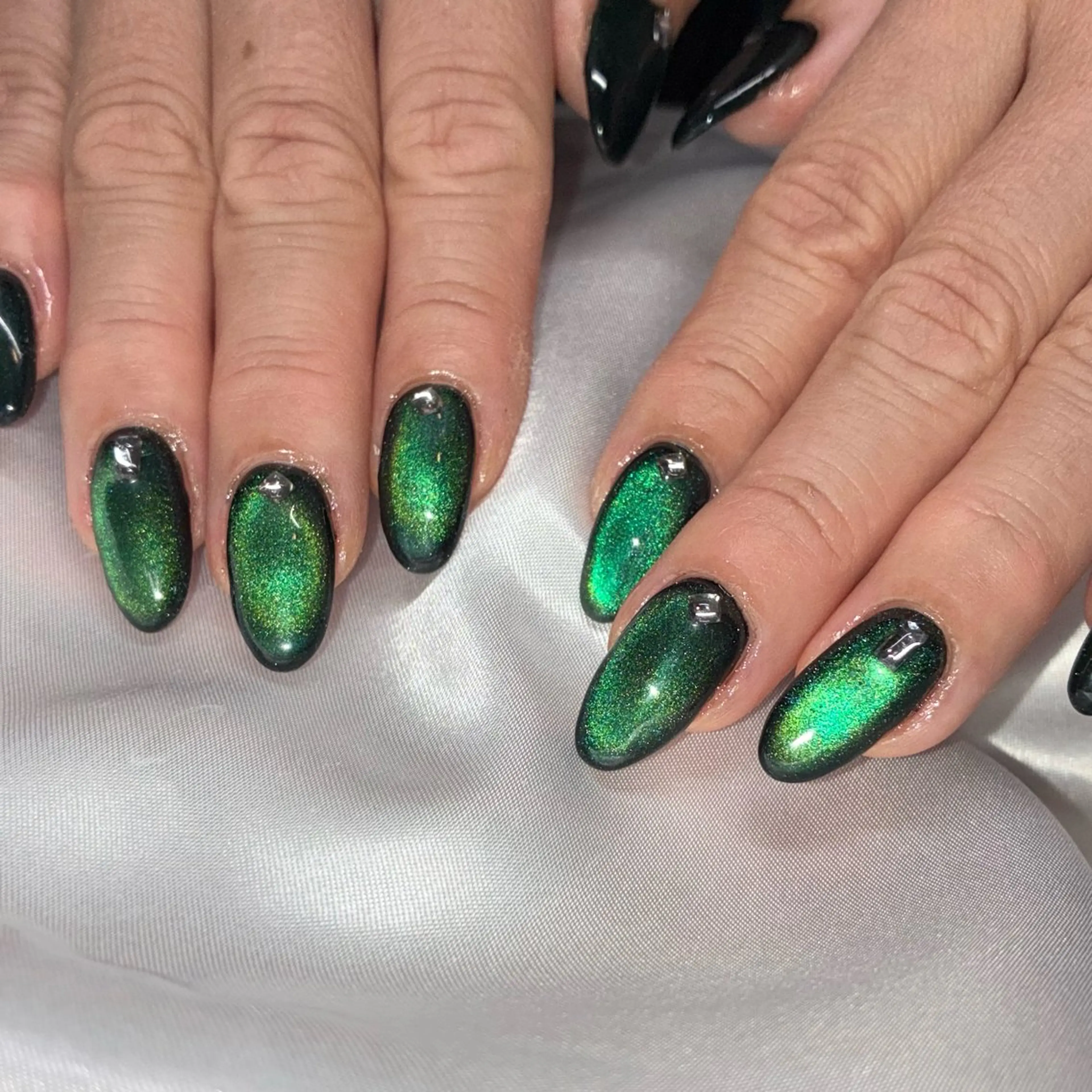 ネイル ジェルネイル マグネットネイル ハンドネイル Nail ヌシん家 AKANEのネイルデザイン