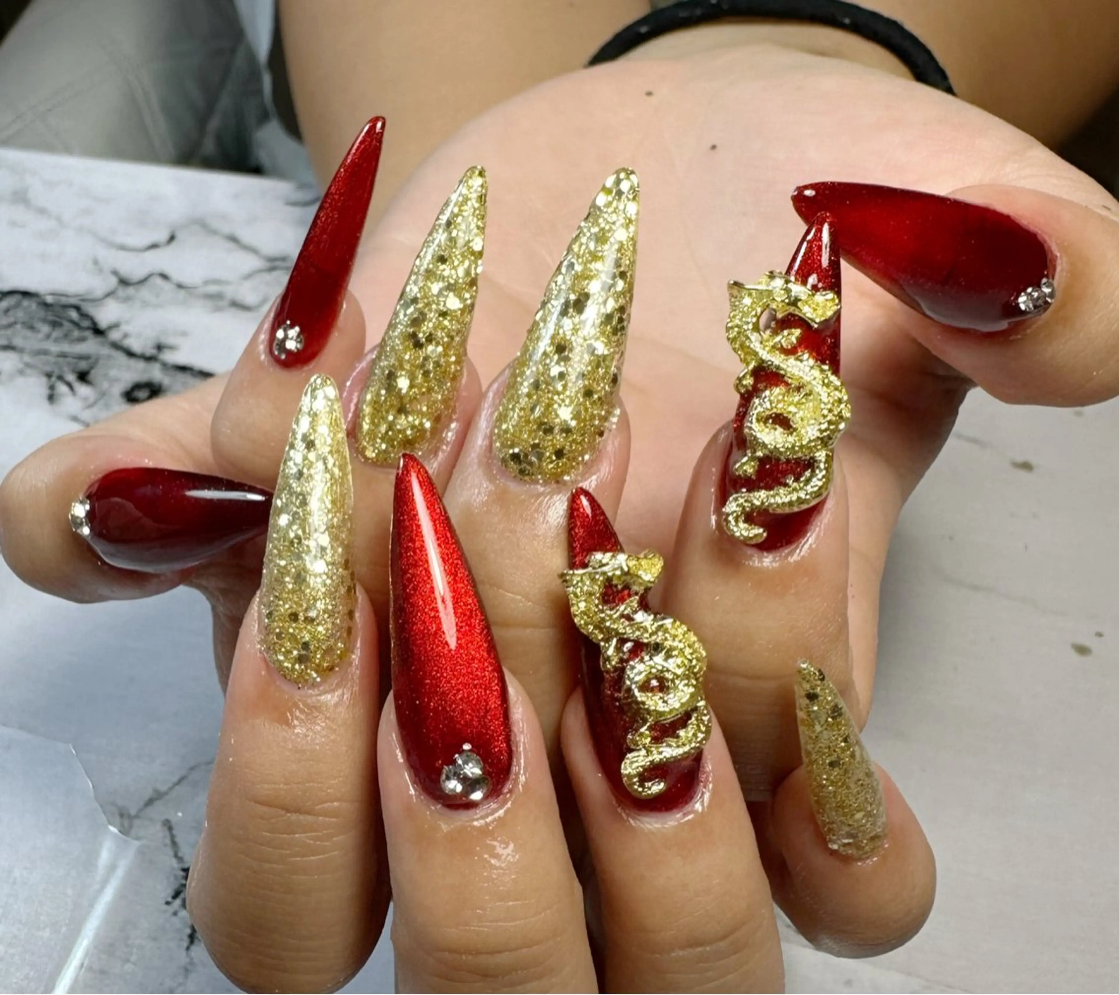 ネイル 新山 聖のネイルデザイン