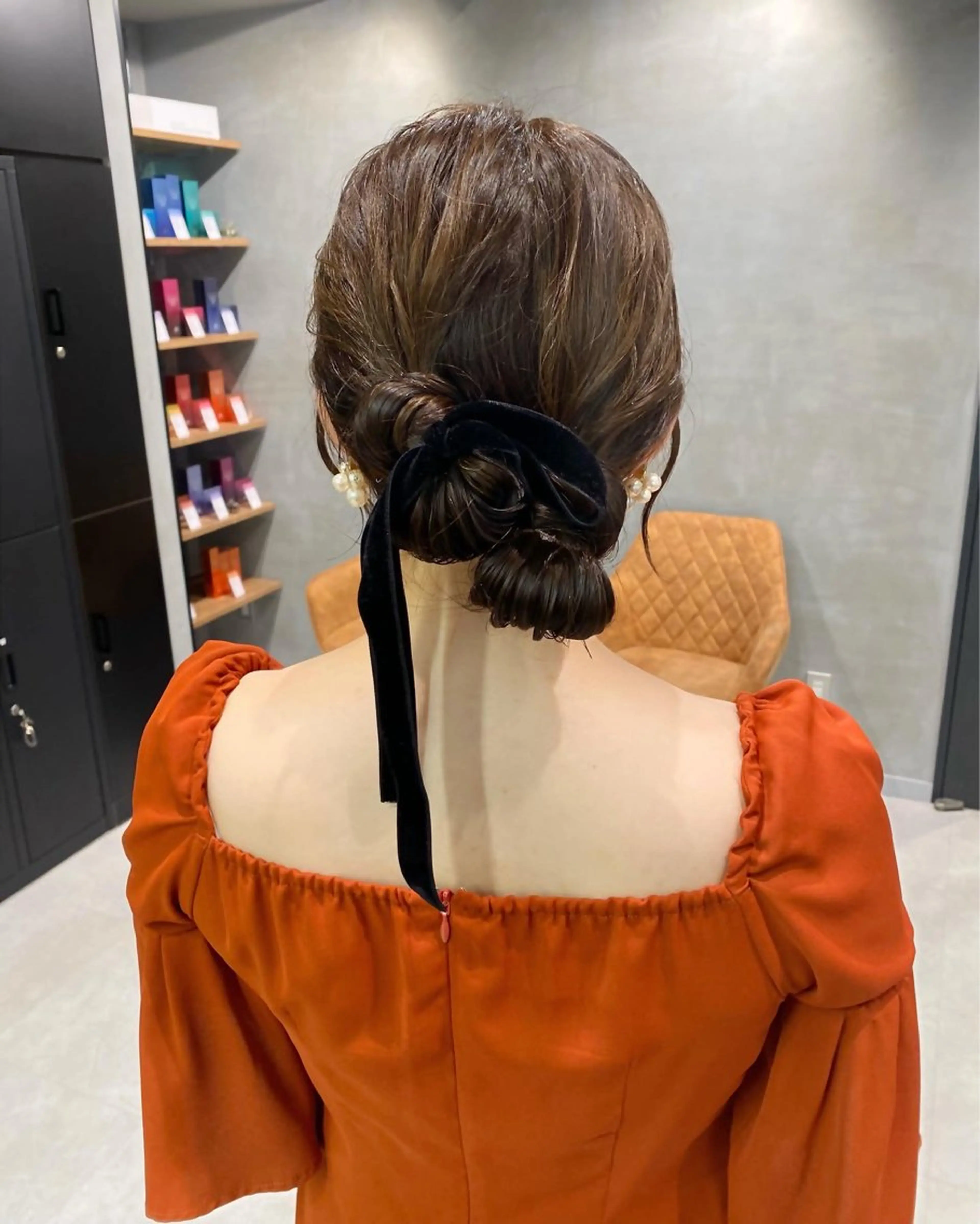 ヘアアレンジ 透けるベージュ/ 艶カラー♡のヘアスタイル