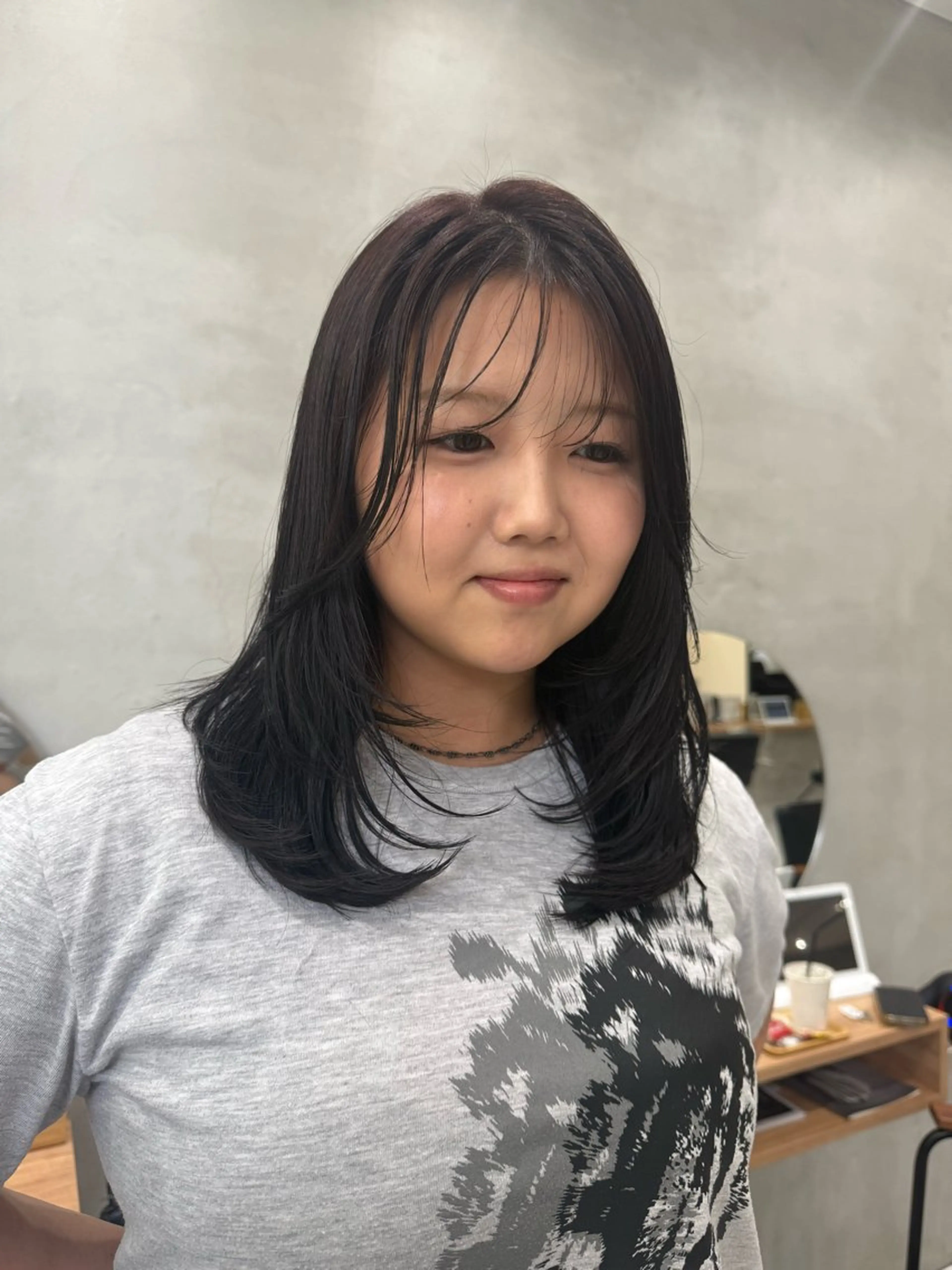 セミロング レイヤーカット カット ヘアカラー 柔らかレイヤー× 透け感カラー/SUのヘアスタイル