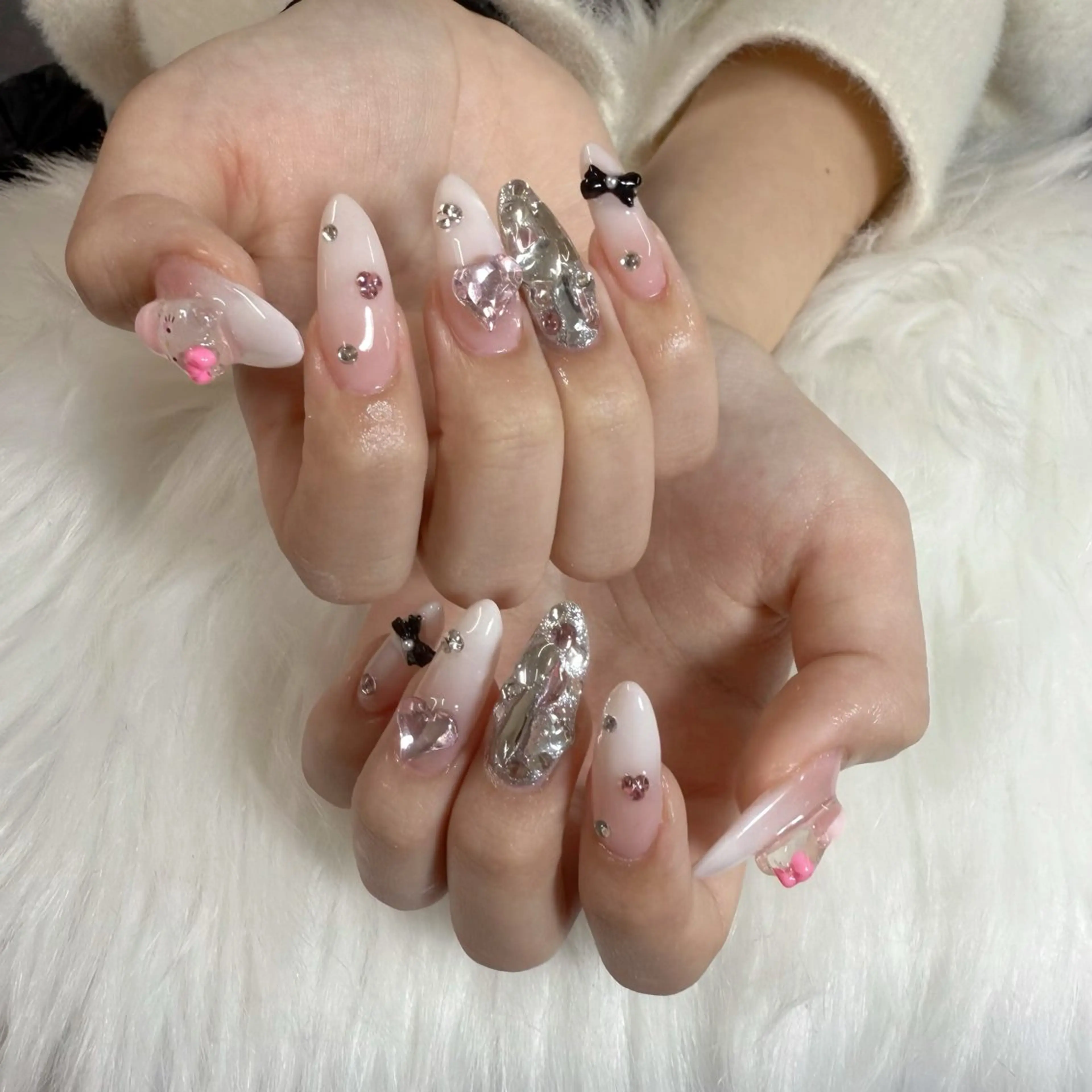 ネイル ハンドネイル 🎀nana🫧 ワンホンネイル🎀のネイルデザイン