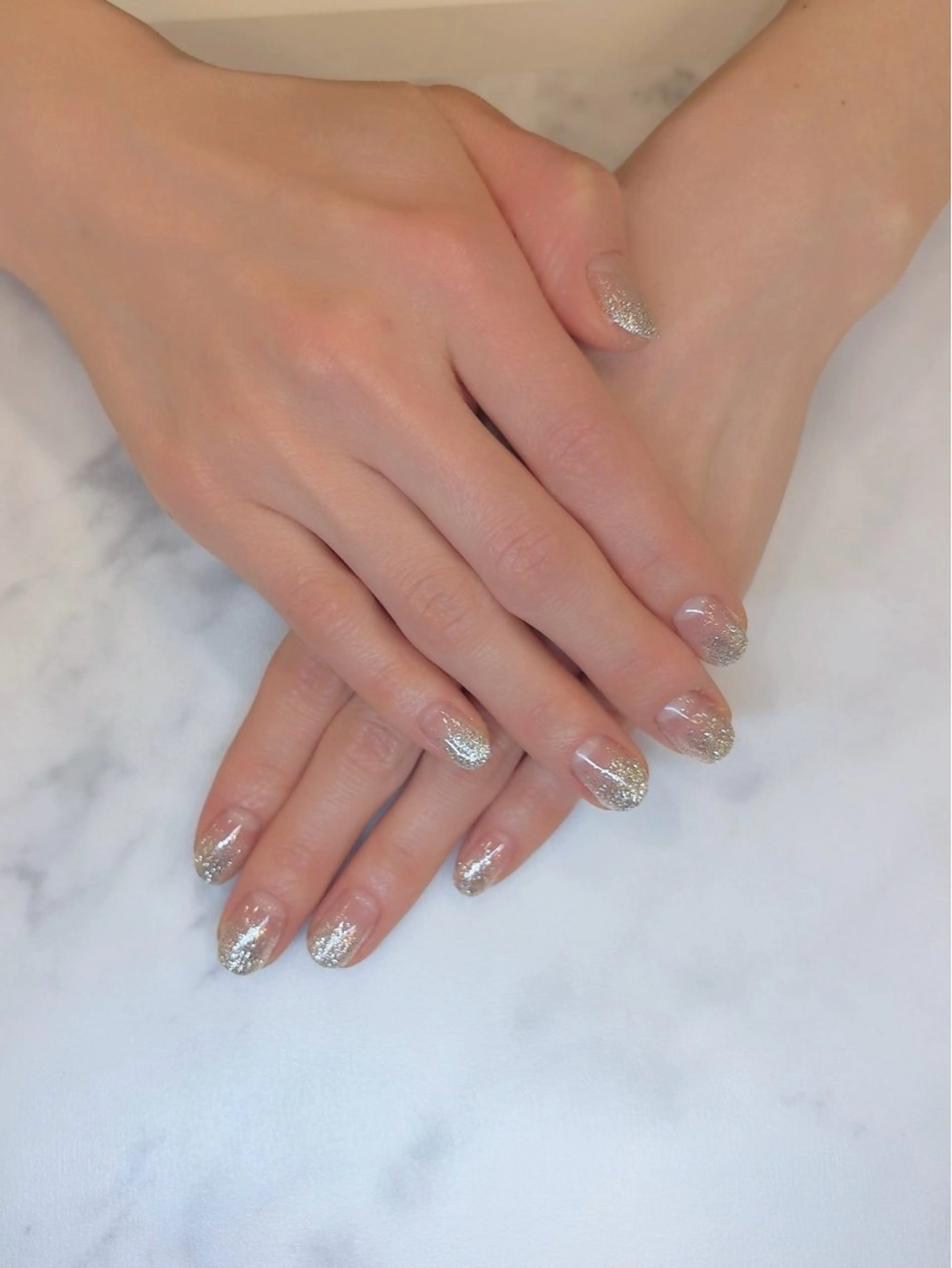 ネイル ゴールド グラデーション ラメ(グリッター) ラメグラデーション YOKOYAMA MAI(cravo)のネイルデザイン