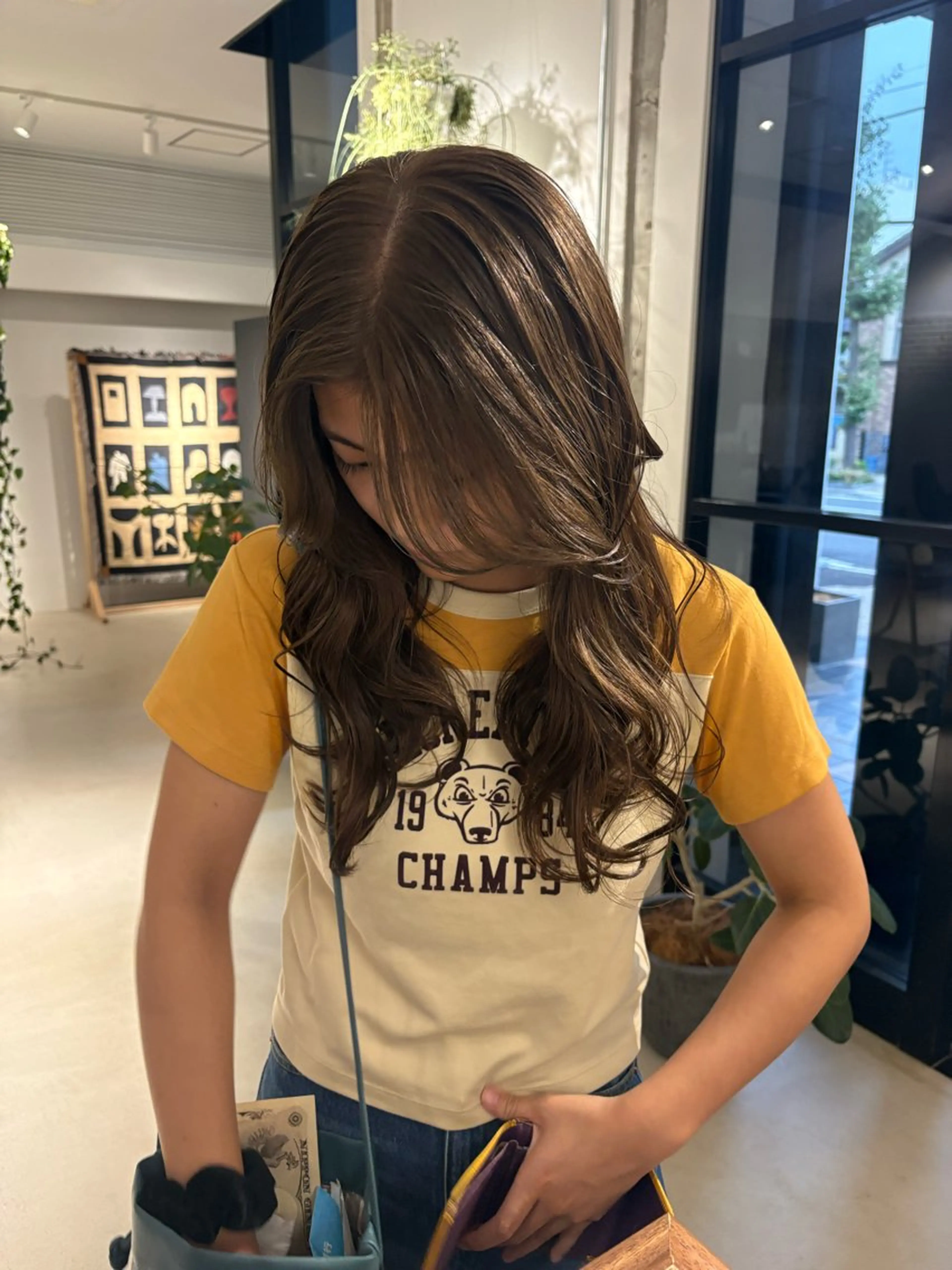 ロング カラー ベージュカラー カット ヘアカラー トリートメント Yui⭐️ 透け感カラーのヘアスタイル