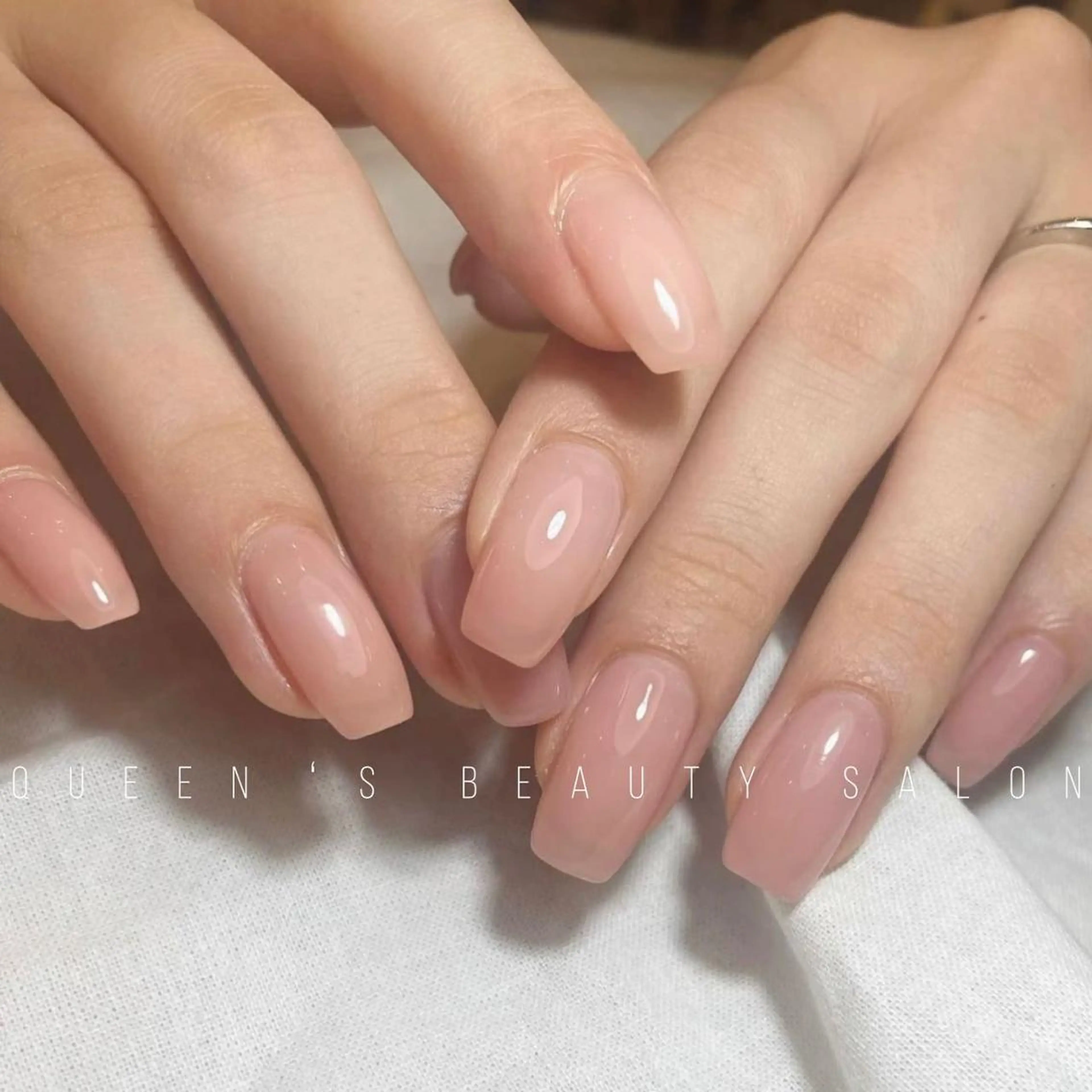 ネイル Queens 榊 まおのネイルデザイン