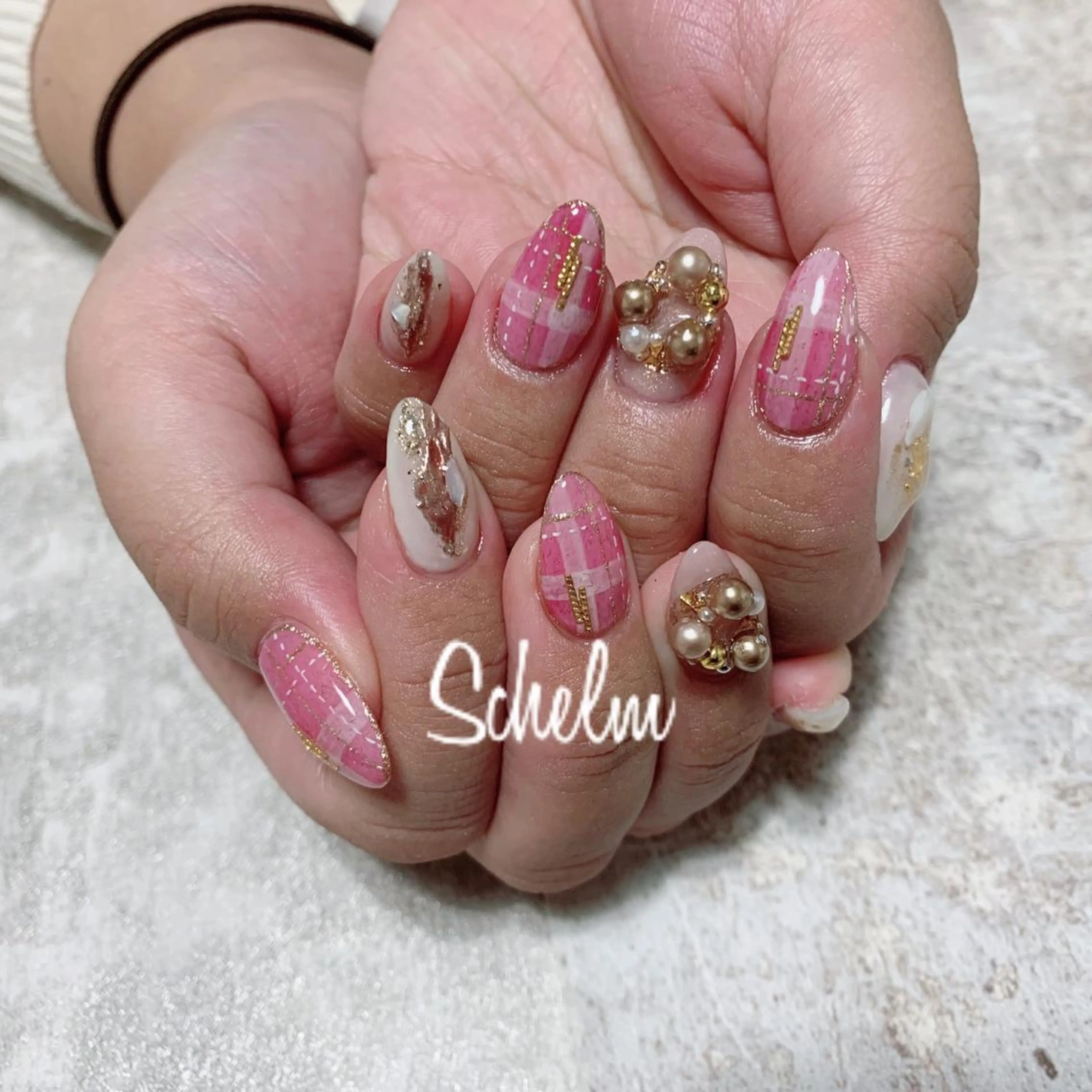 ネイル ハンドネイル nail room シュレムのネイルデザイン