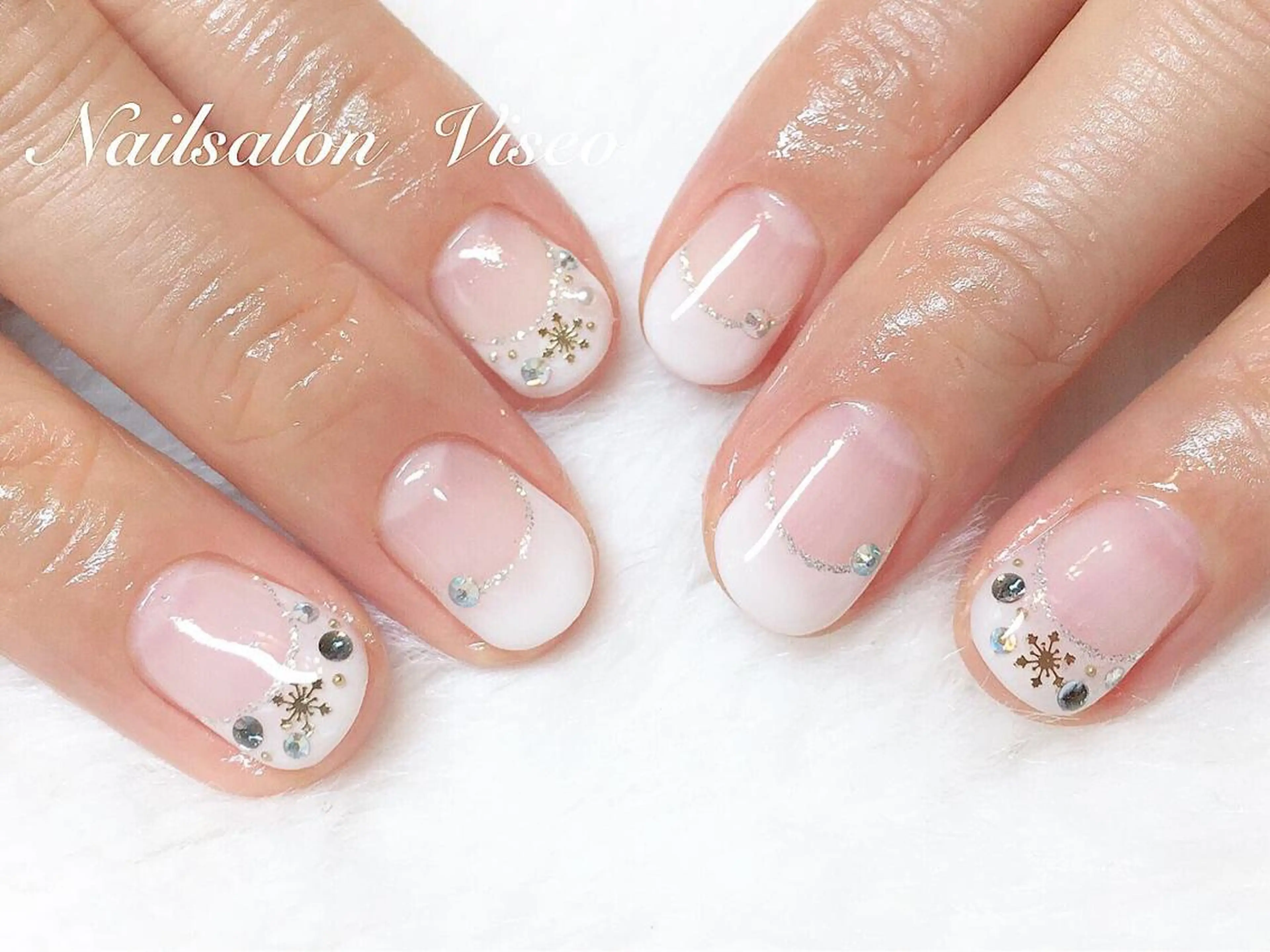 ネイル Viseo《6週間 長持ちパラジェル》のネイルデザイン