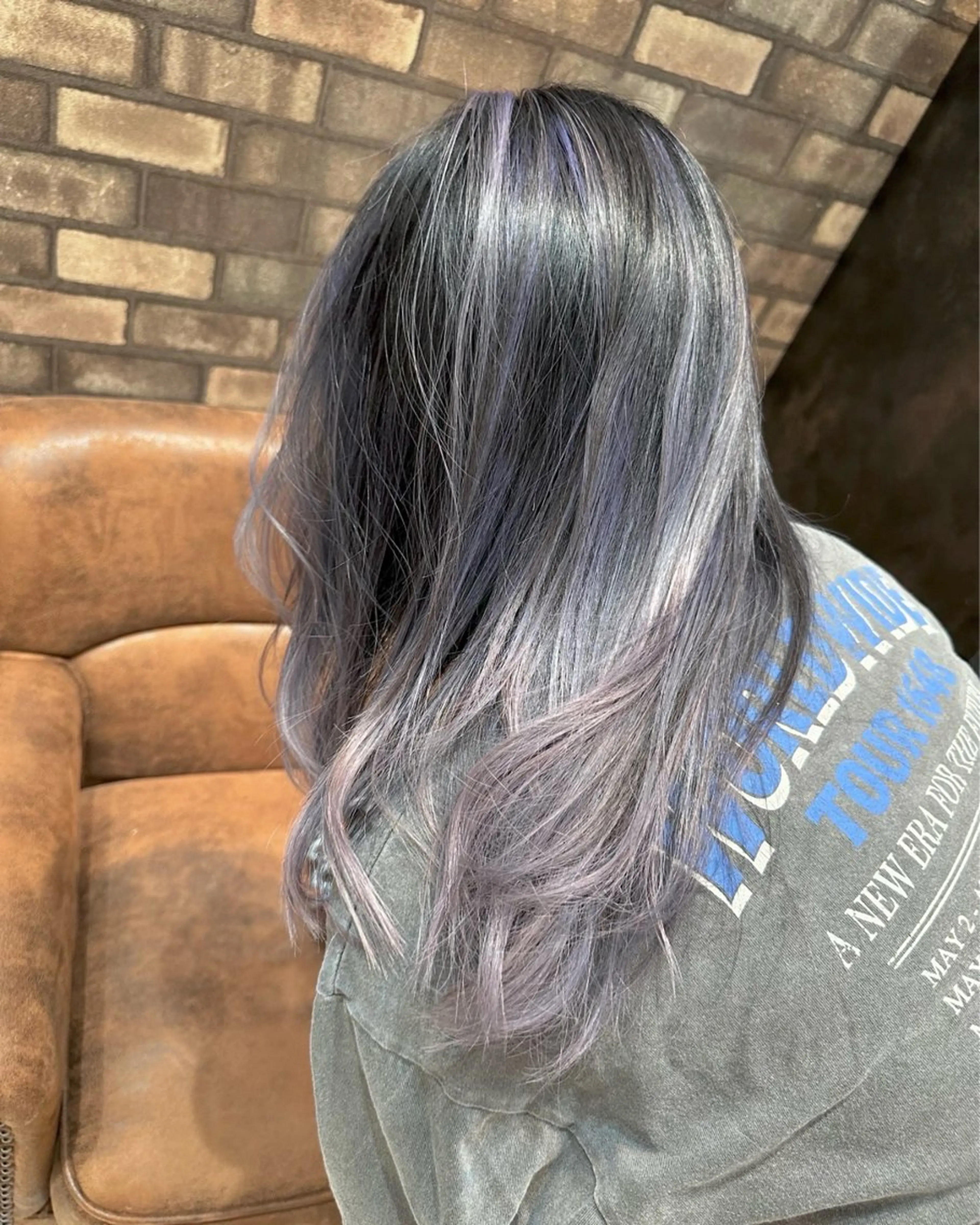 セミロング レイヤーカット ヘアカラー 🔷ブリーチバレイヤ ージュ🔷飯野達也のヘアスタイル