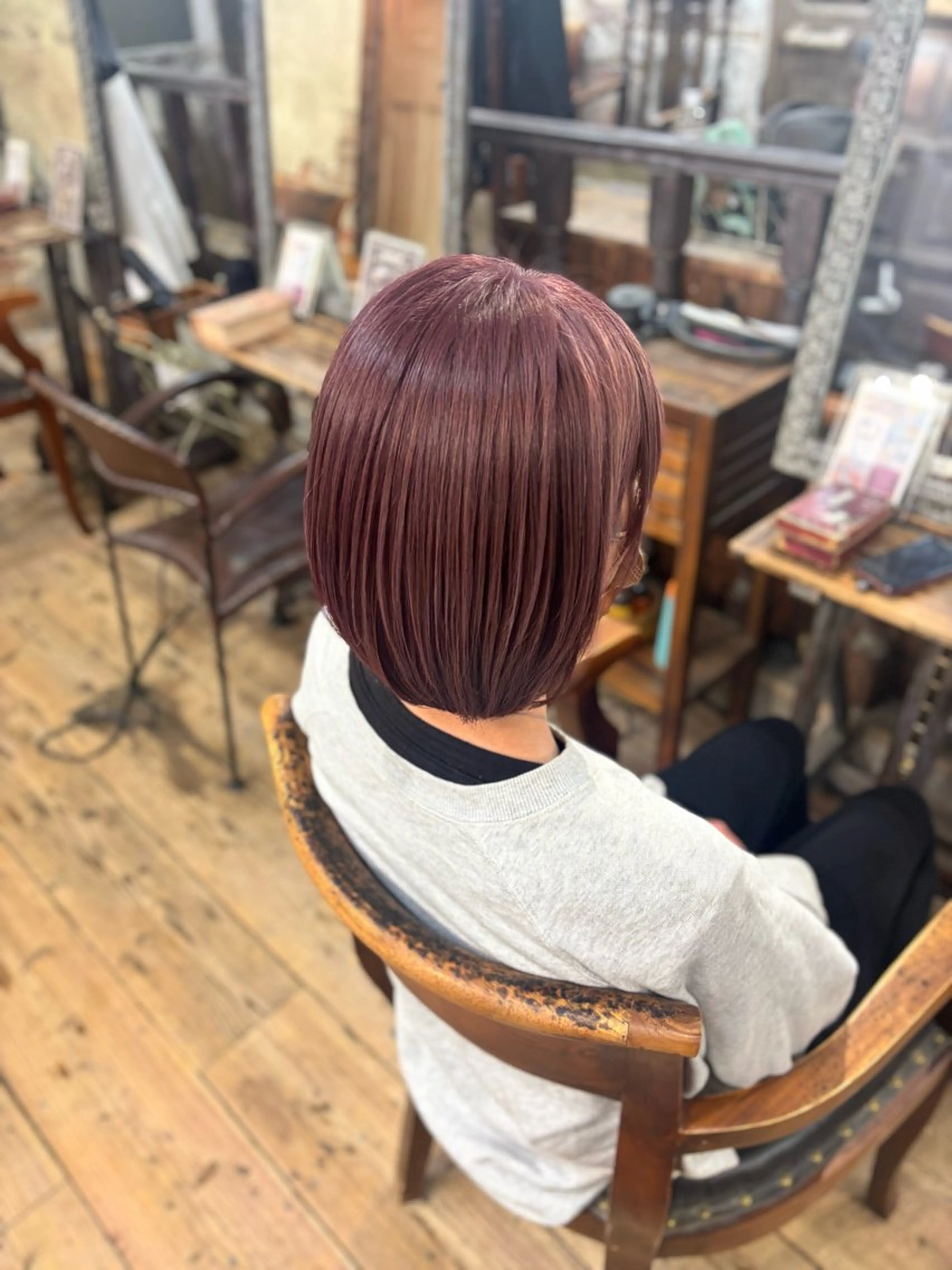 ショート ピンクラベンダー ヘアカラー トリートメント 〜ing deux所属・森田 恋々菜のヘアスタイル