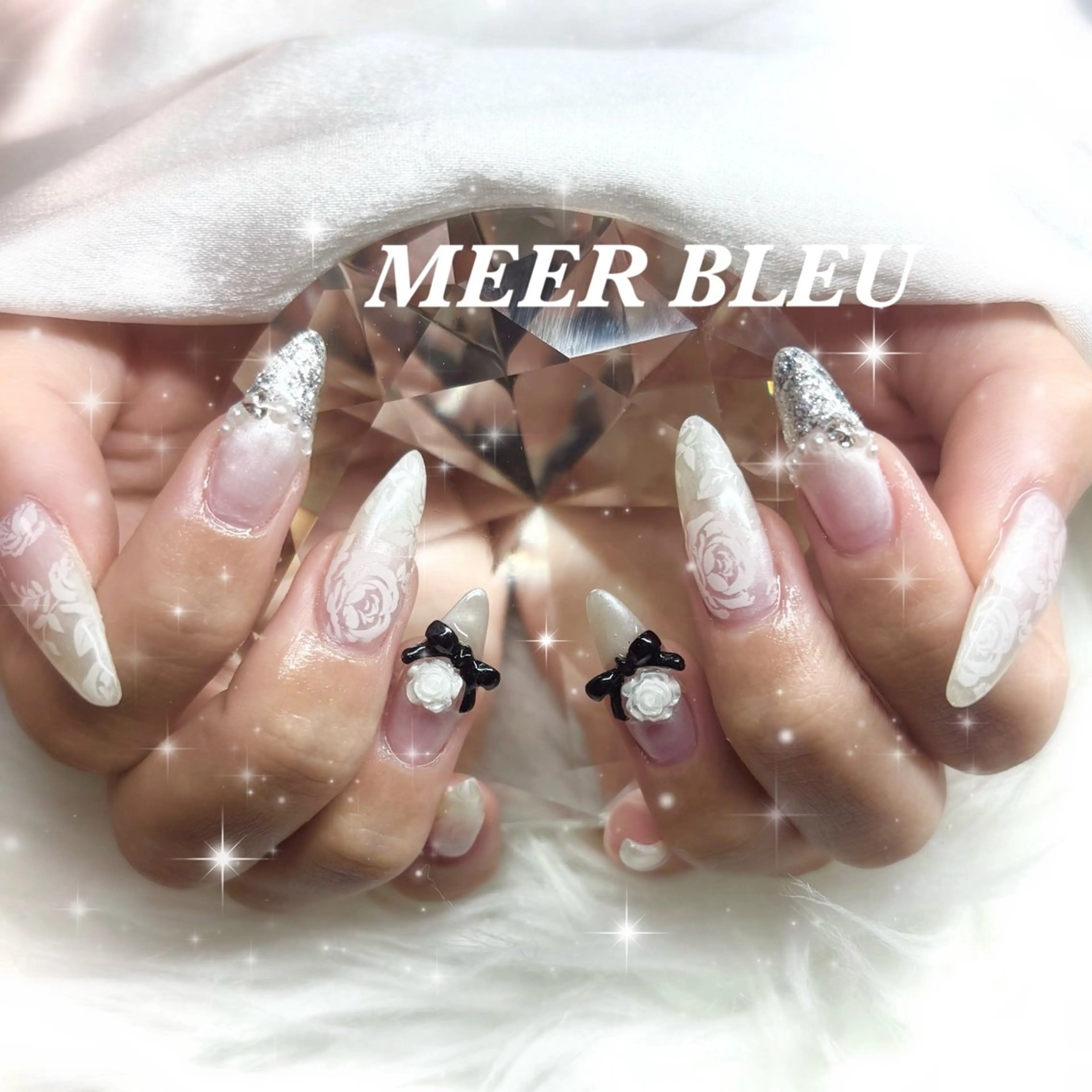 ネイル レース ホワイト ハンドネイル MEER BLEU Junnaのネイルデザイン