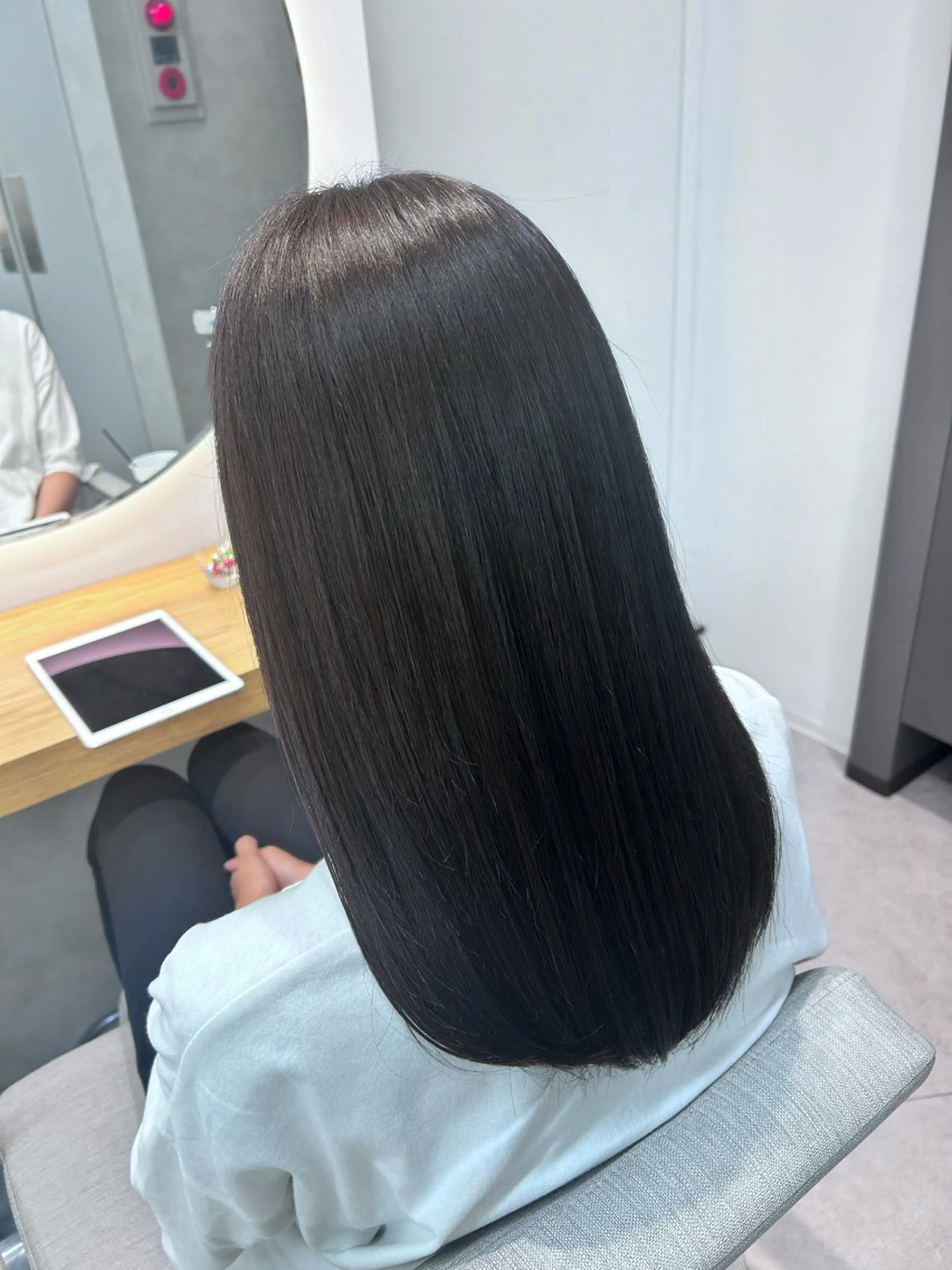 ロング カラー オリーブカラー カット ヘアカラー ルネ北千住店 Rinoのヘアスタイル