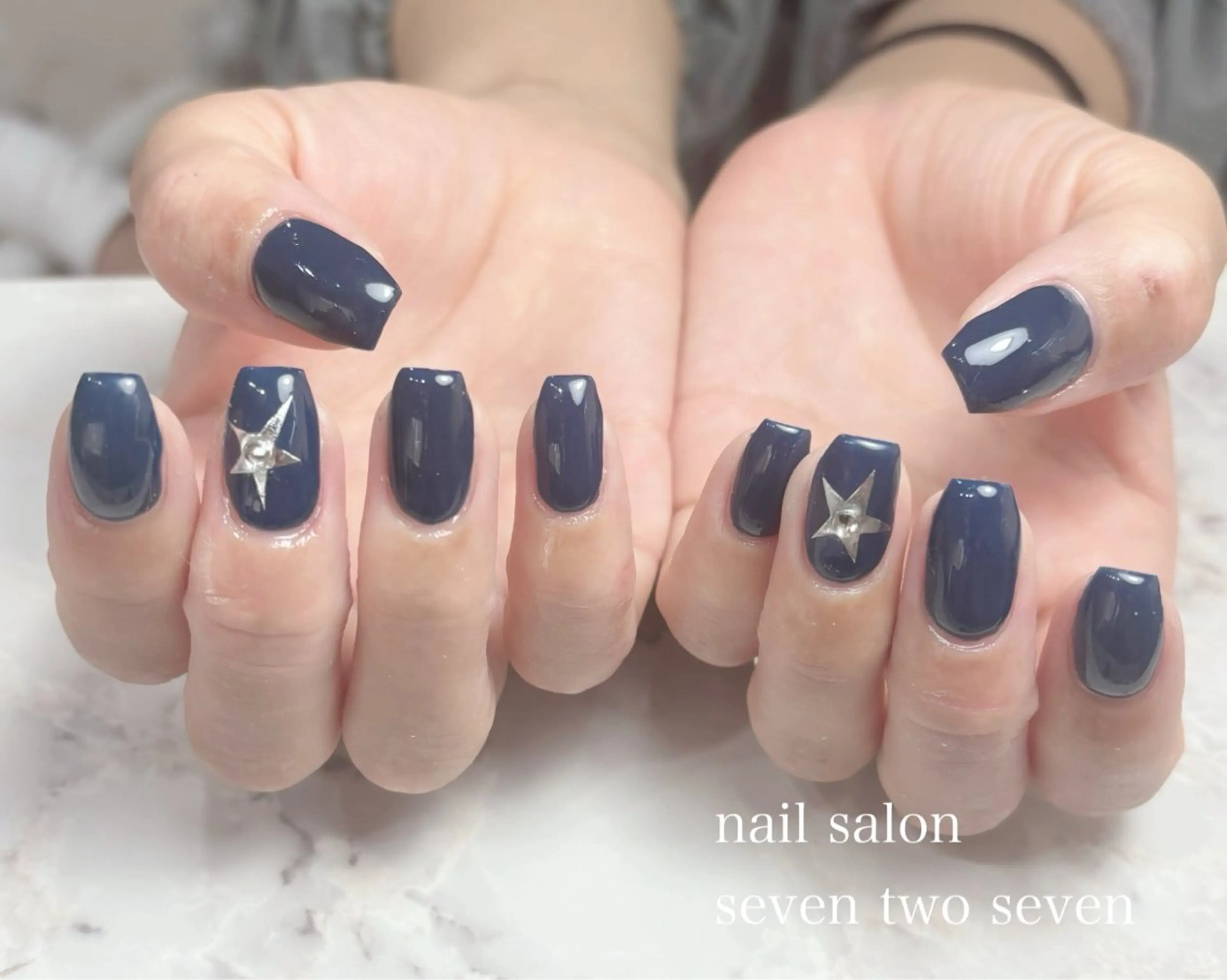ネイル ハンドネイル 727 nailのネイルデザイン