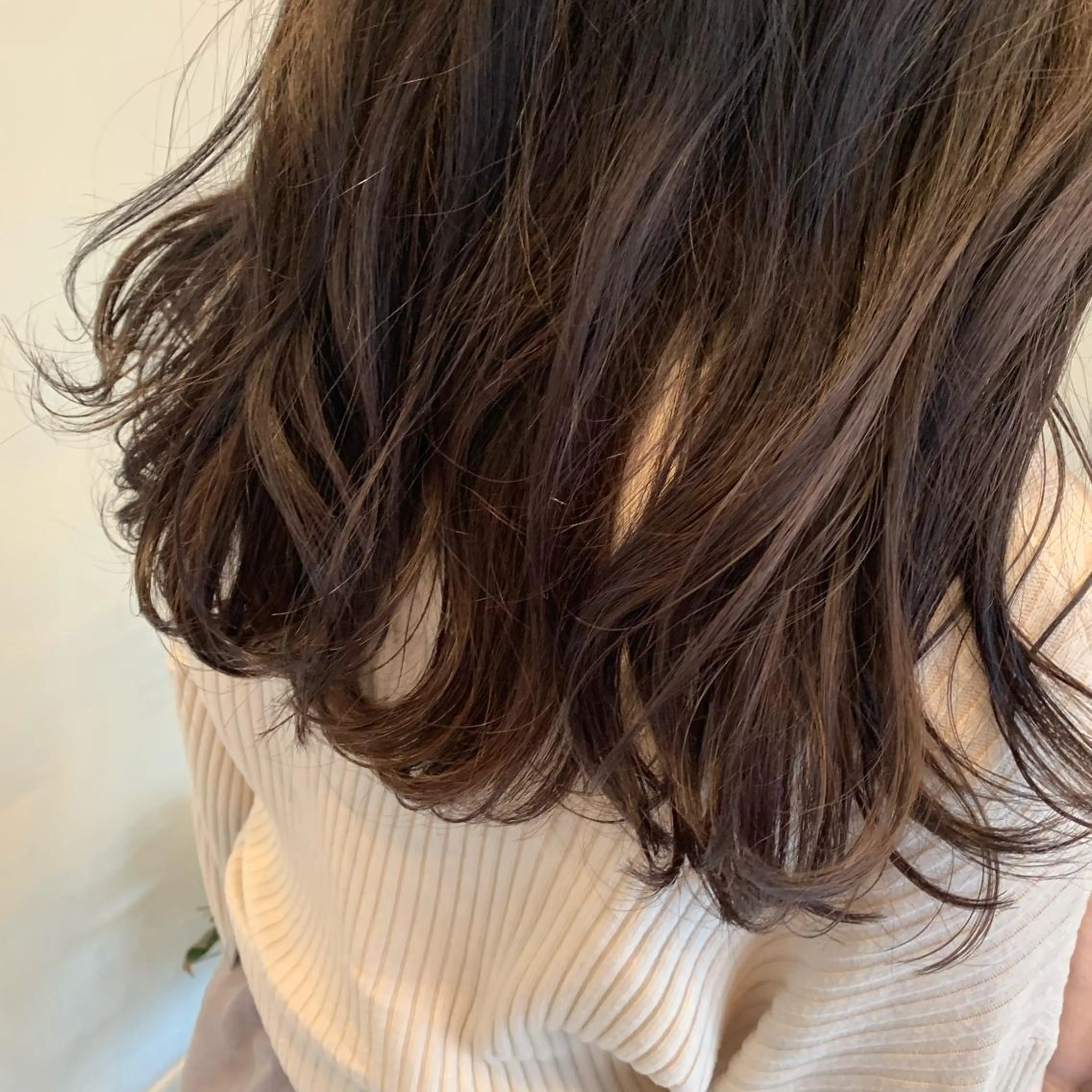ロング カラー SAKINO. ベージュカラーのヘアスタイル