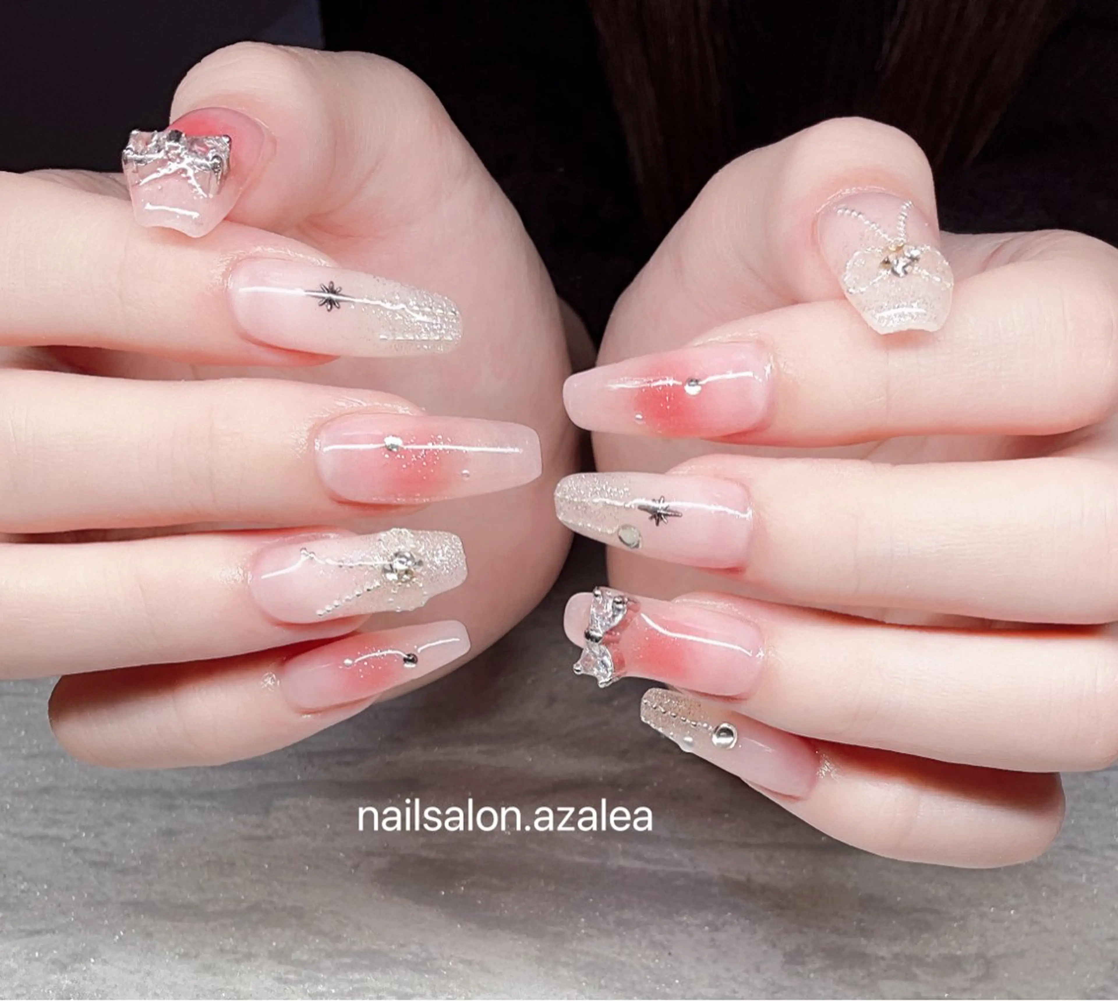 ネイル ハンドネイル R inのネイルデザイン