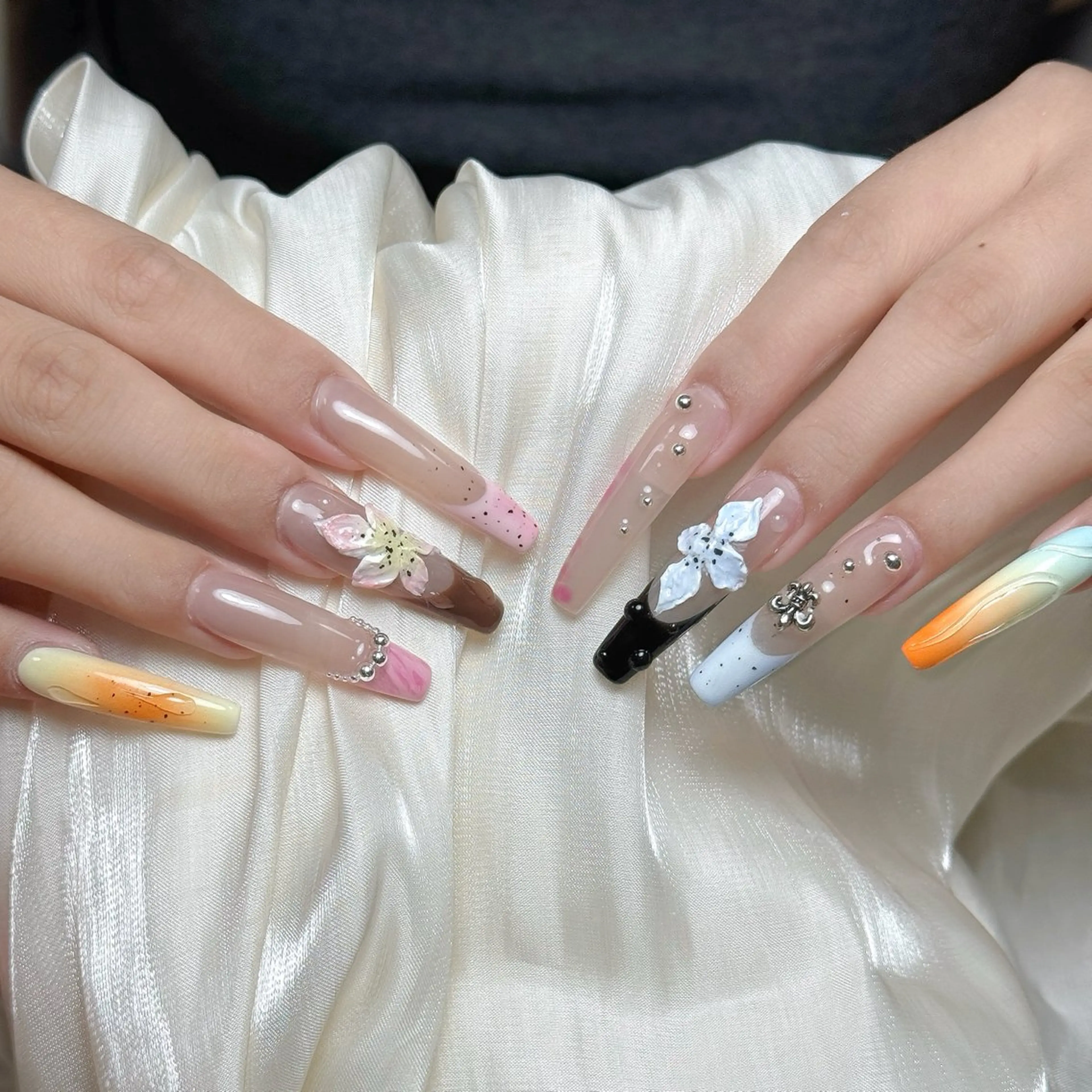 ネイル Maggie Nail🦩のネイルデザイン