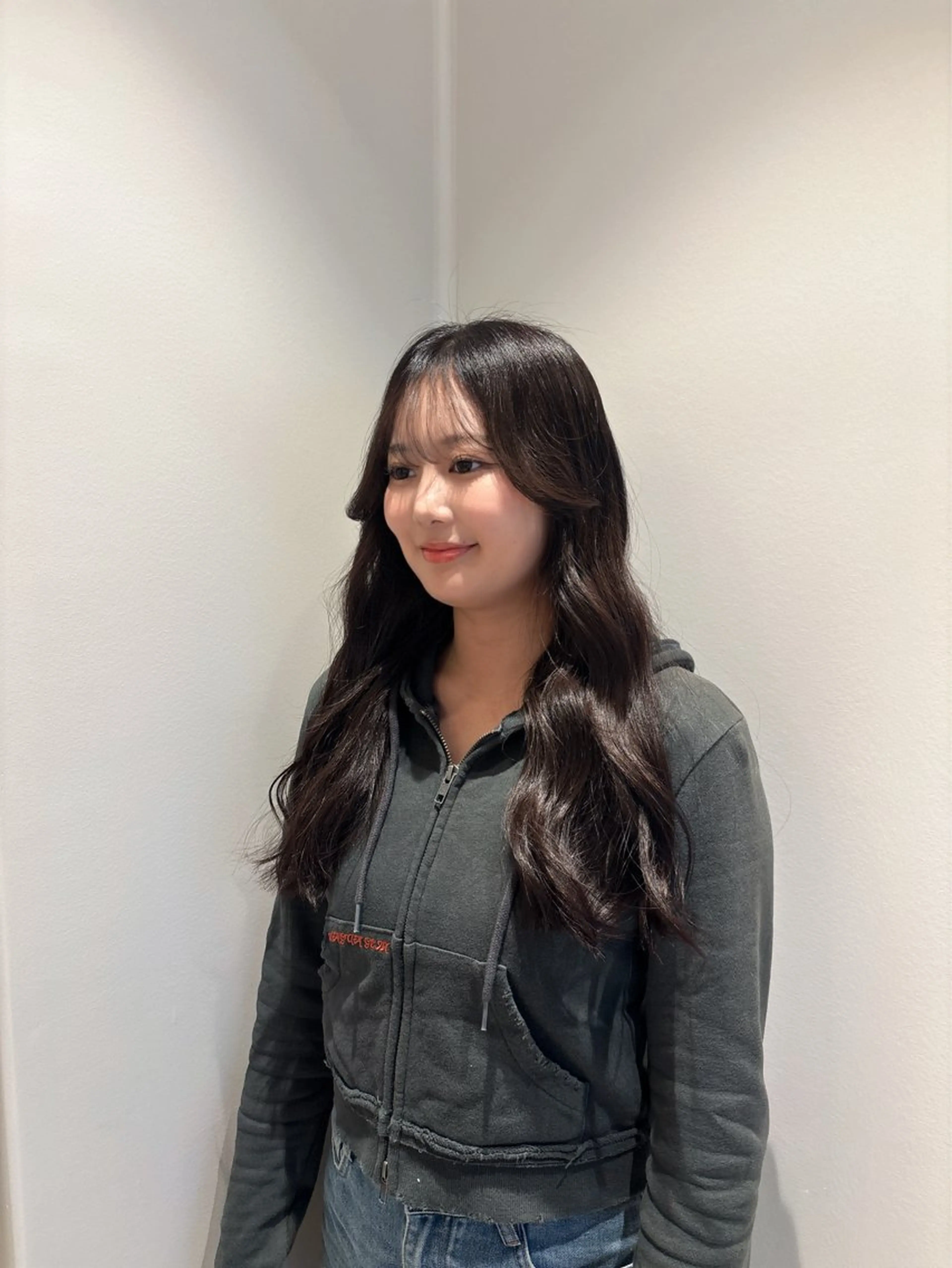 ロング カラー 髪質改善カラー ブラウン🤎YUMEのヘアスタイル