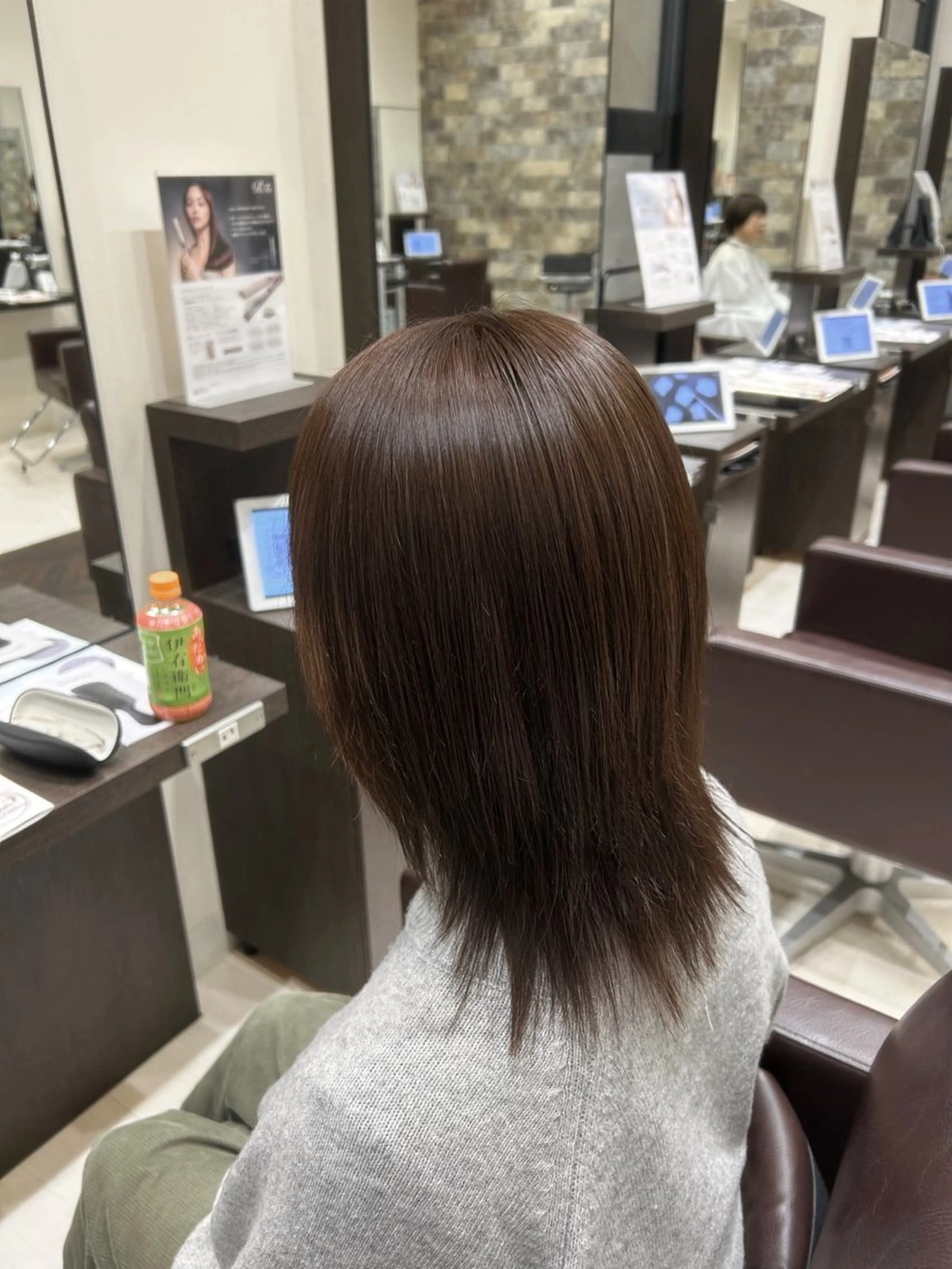 ミディアム tomoe 🫧透明感カラーのヘアスタイル