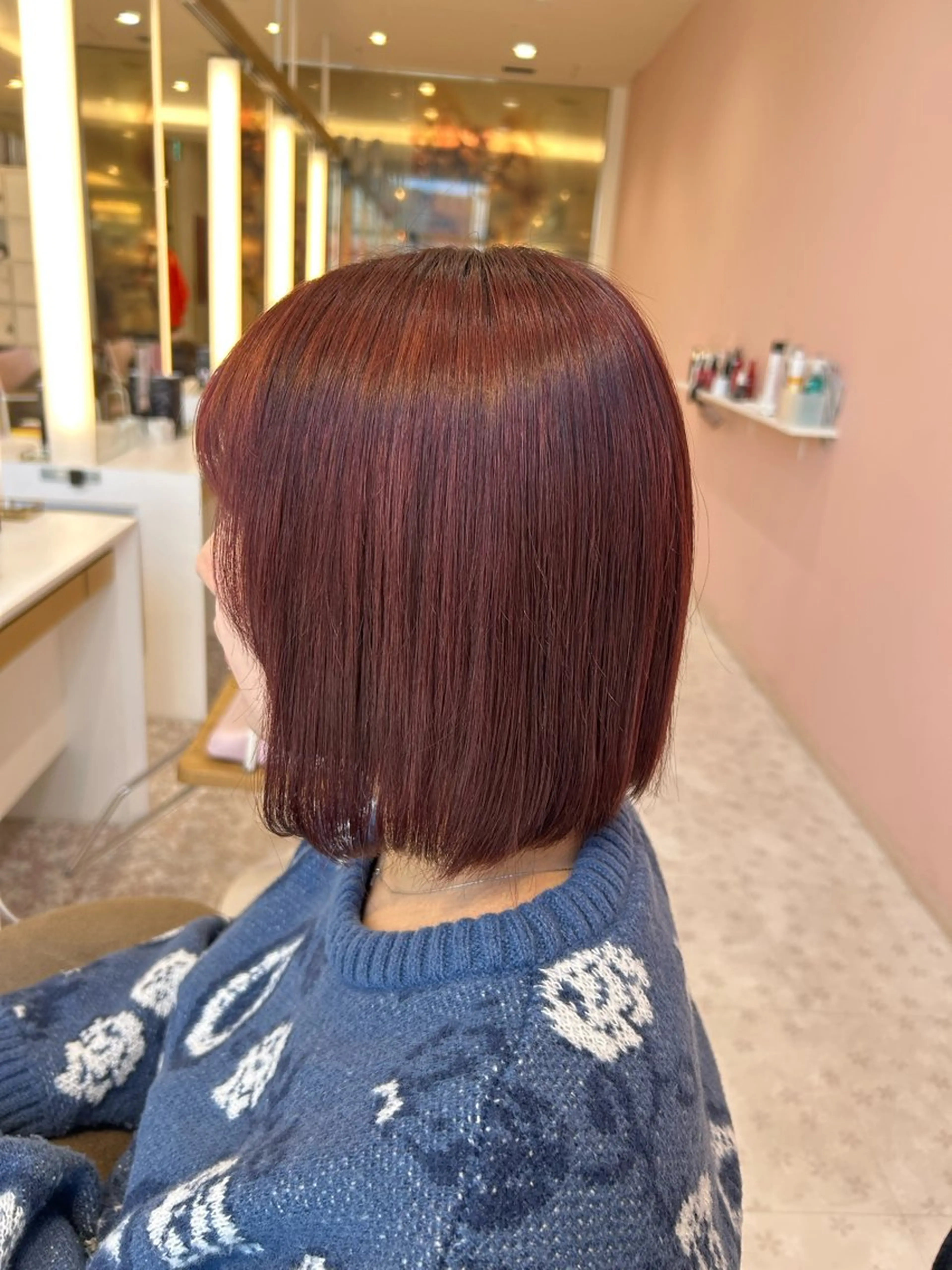 カラー RINA/ハイトーン /レイヤー/髪質改善のヘアスタイル