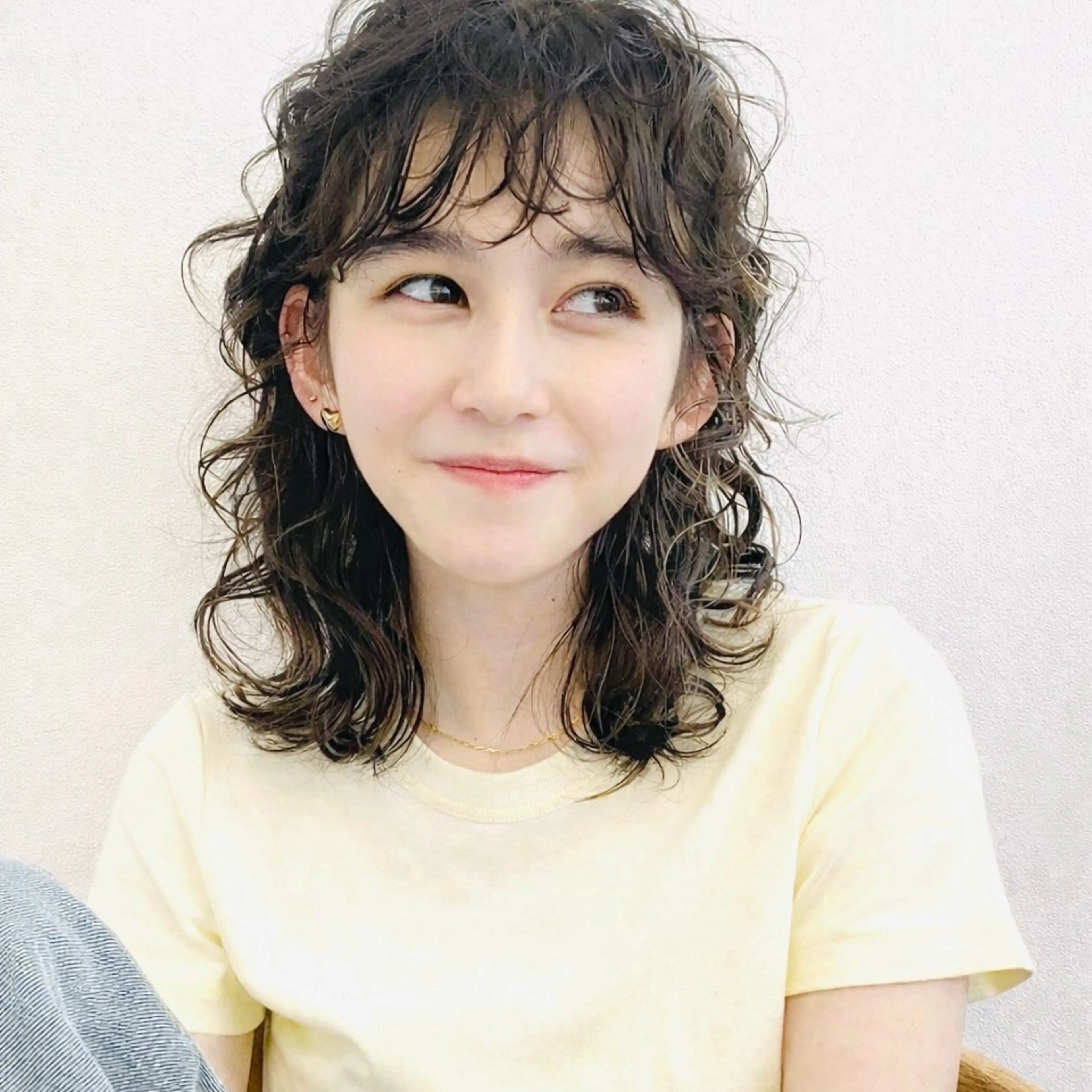 ミディアム カット ヘアカラー パーマ トリートメント 渡邉 顕幸のヘアスタイル