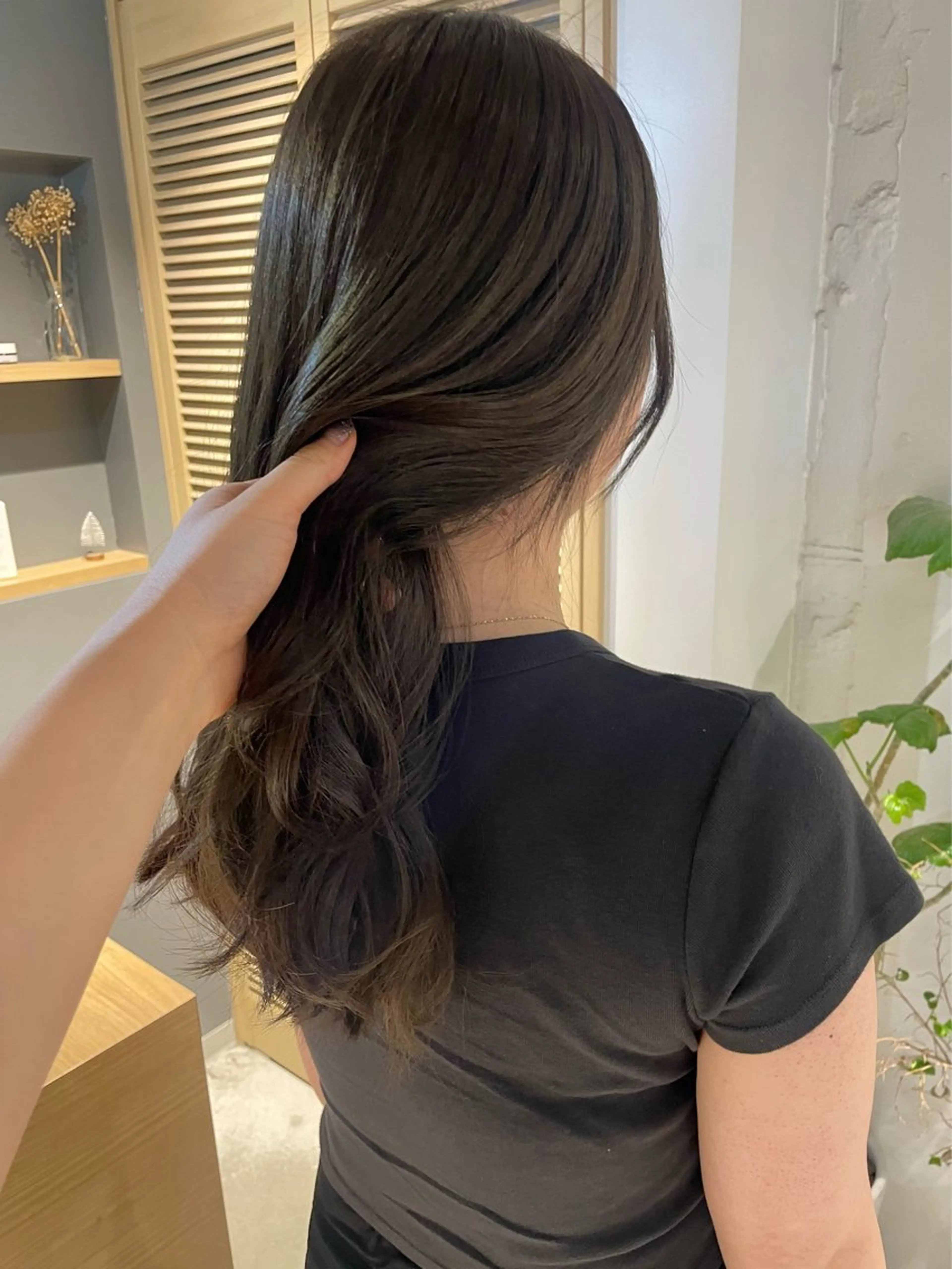 ロング カラー カット ヘアカラー トリートメント 🩰オリーブ/ ベージュ松本咲花🩰のヘアスタイル