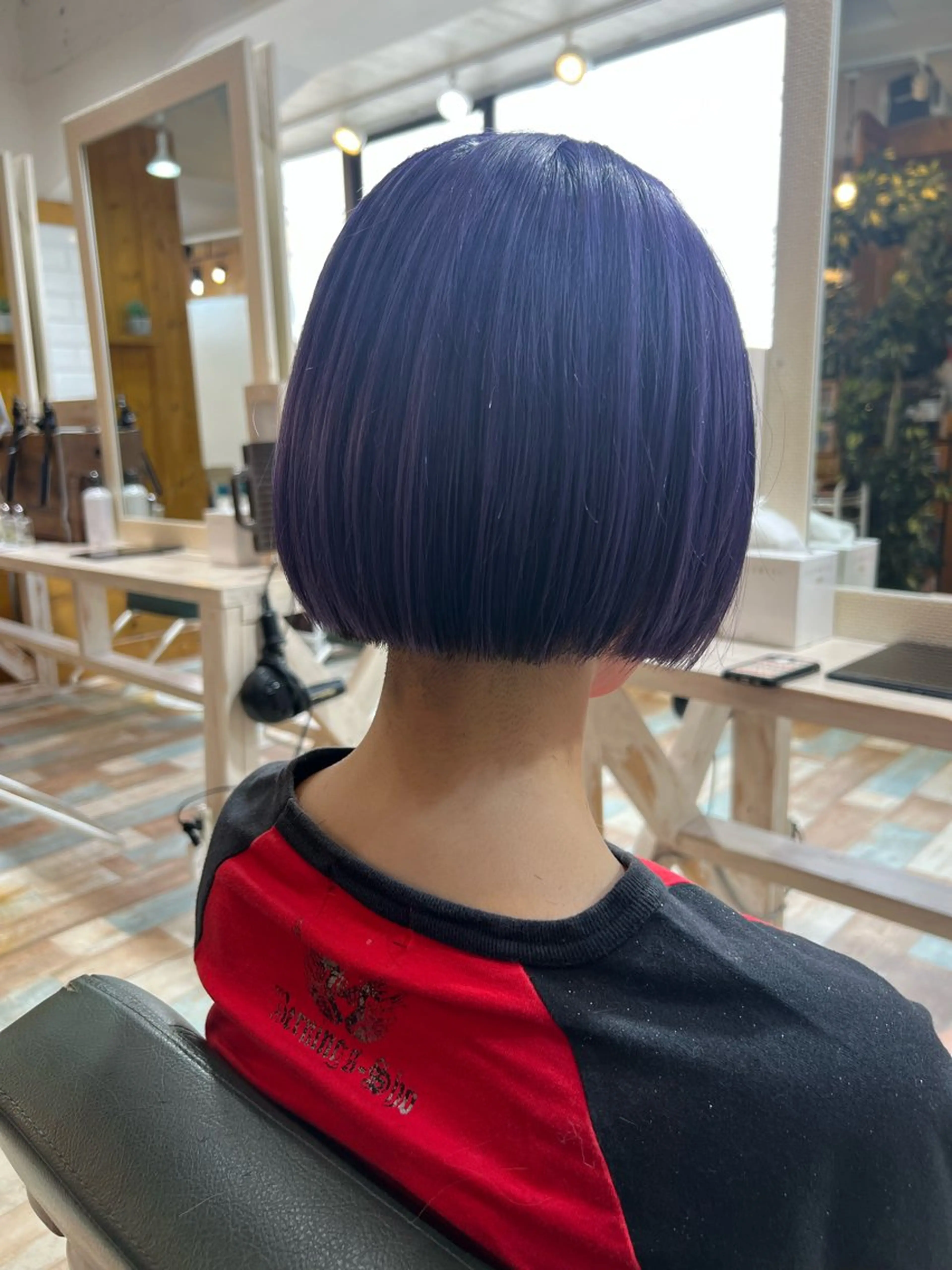 ショート カラー アッシュ ベージュカラー デザインカラー ダブルカラー イヤリングカラー カット ヘアカラー トリートメント KANA/ボブ/ インナーカラー/艶髪のヘアスタイル