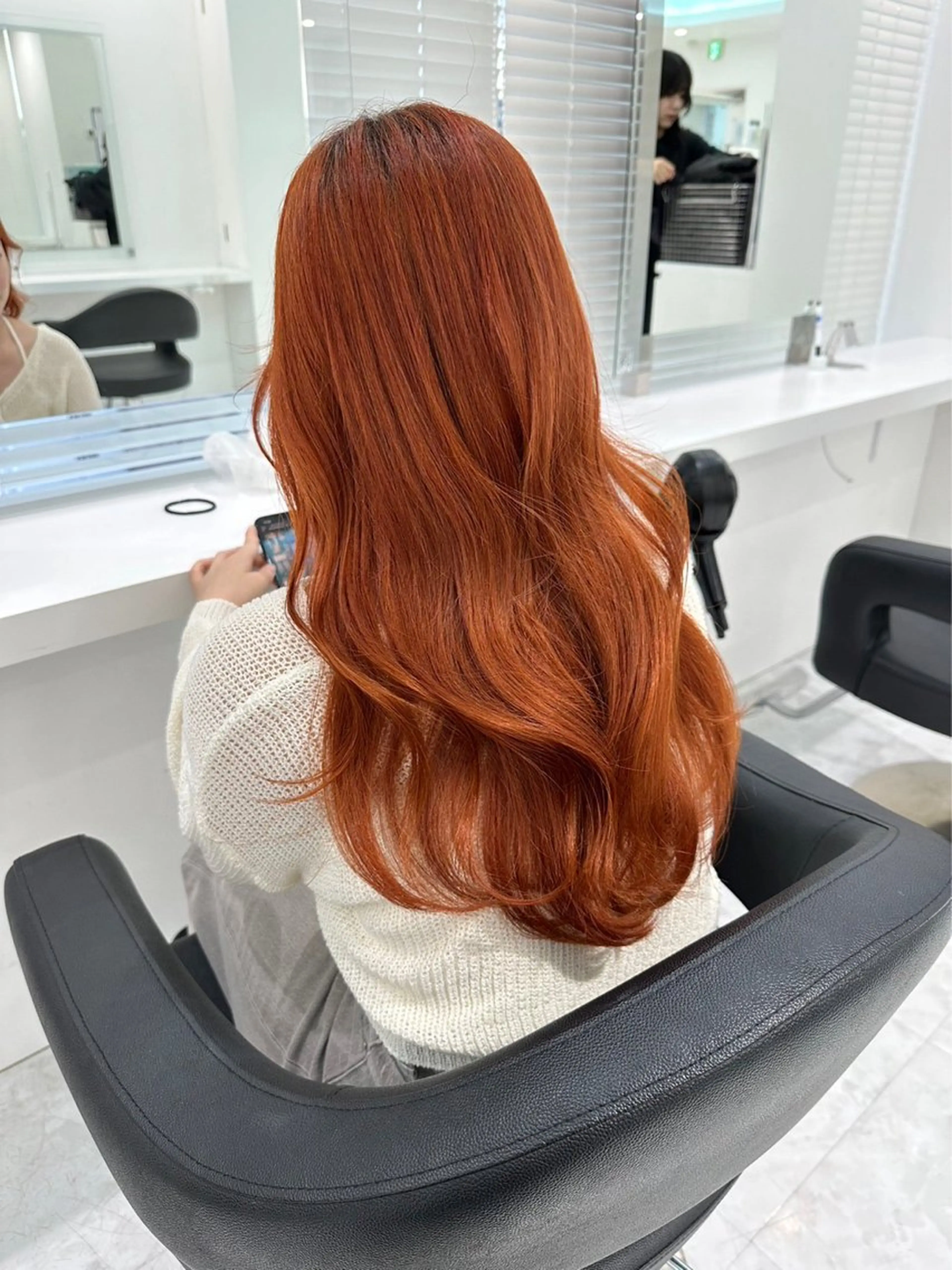 ロング カラー ヘアアレンジ 韓国レイヤー＆ピンク 艶髪🩶maikoのヘアスタイル