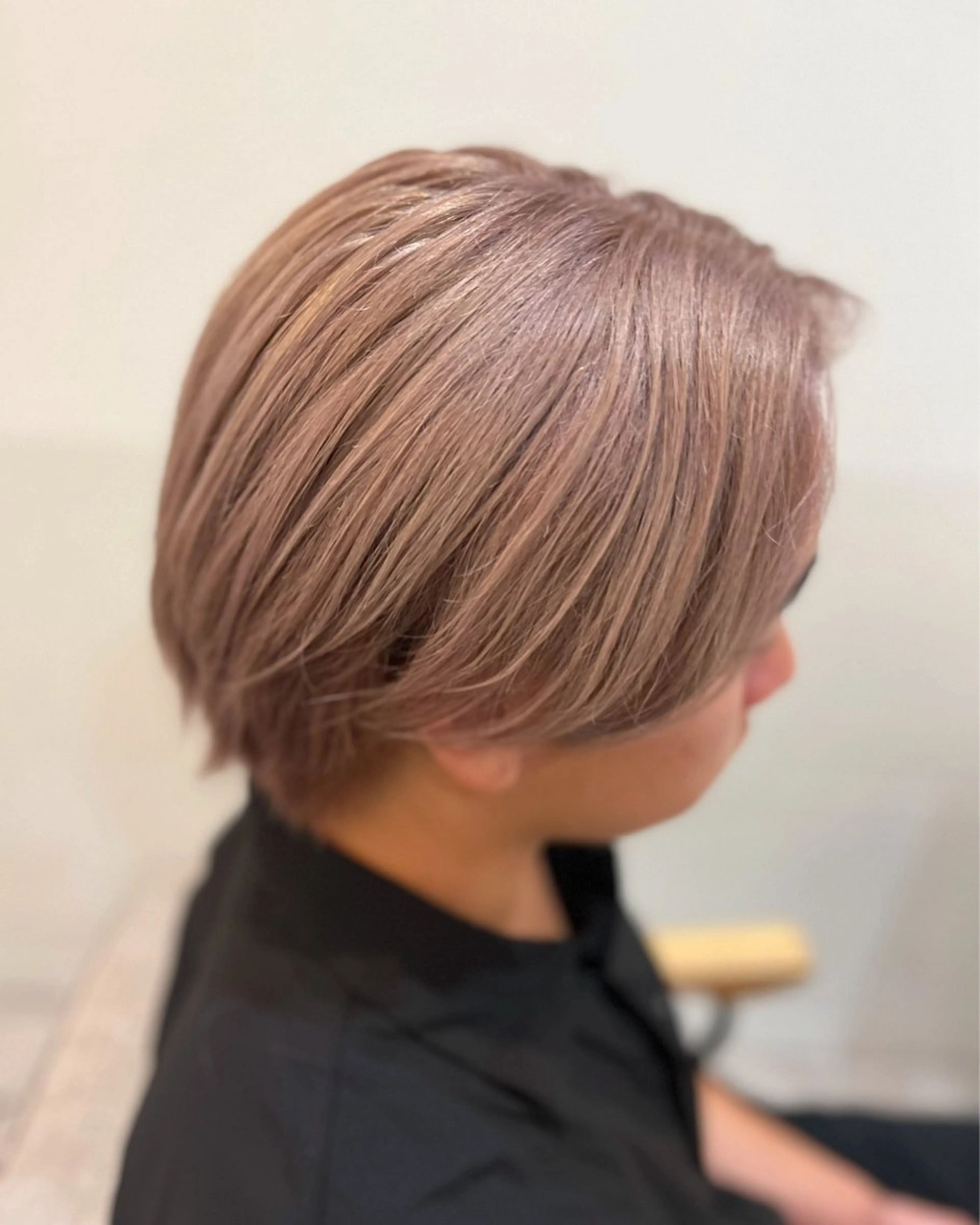 カラー ASAHI Lovisのヘアスタイル