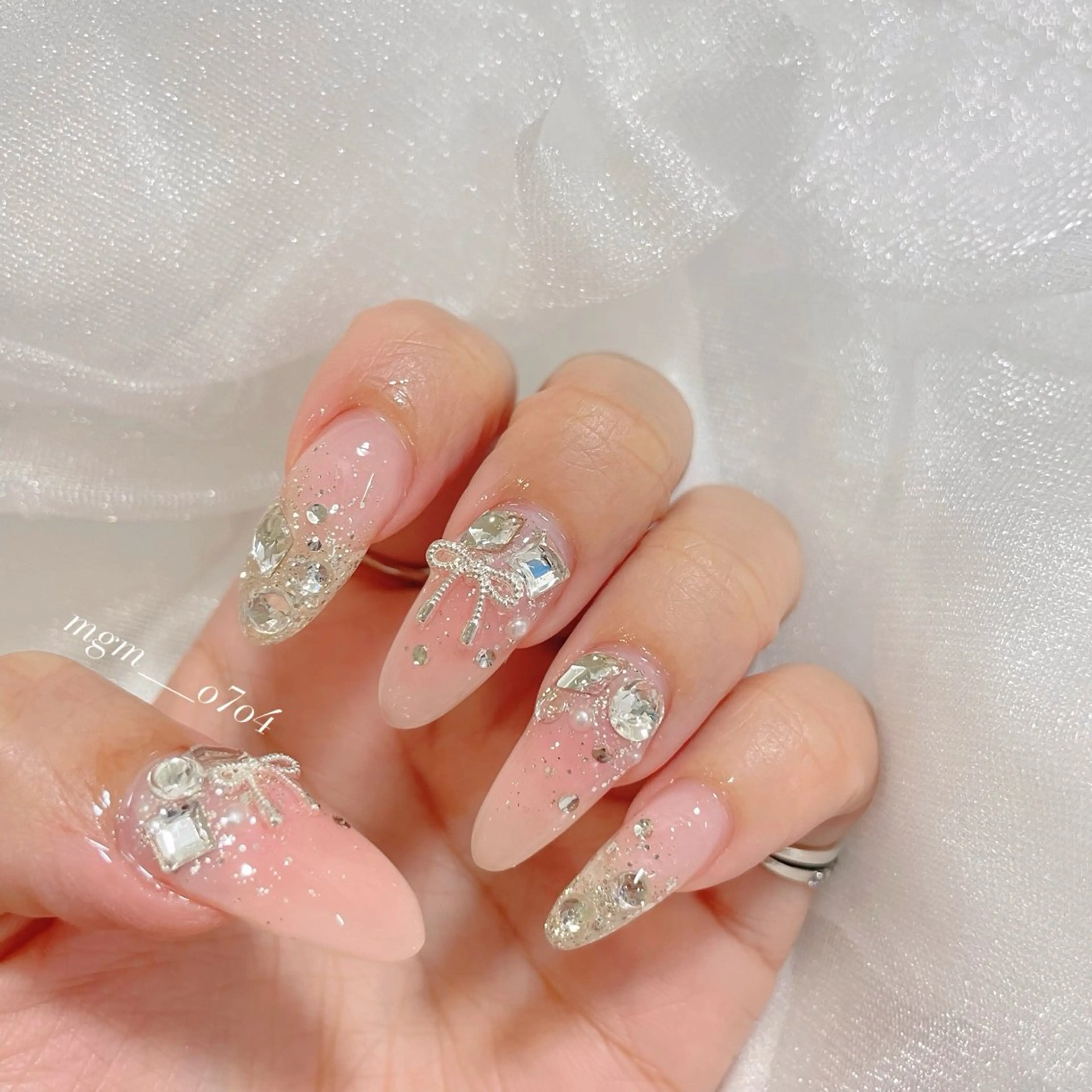 ネイル ハンドネイル ハンドケア MoON...❤︎ MeGuのネイルデザイン