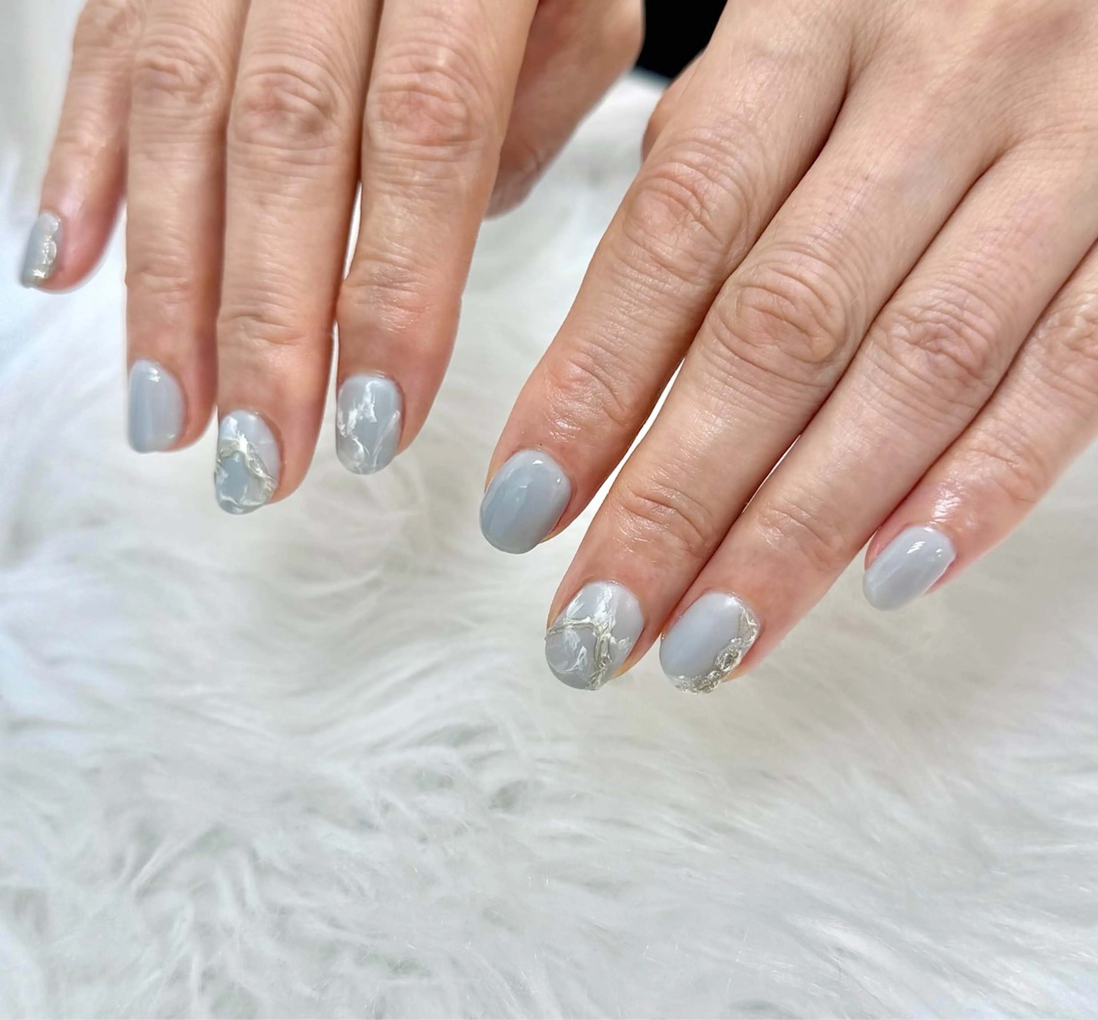 ネイル アートネイル ニュアンスネイル オフィスネイル シルバー シンプルネイル ハンドネイル PROVE 彩華のネイルデザイン