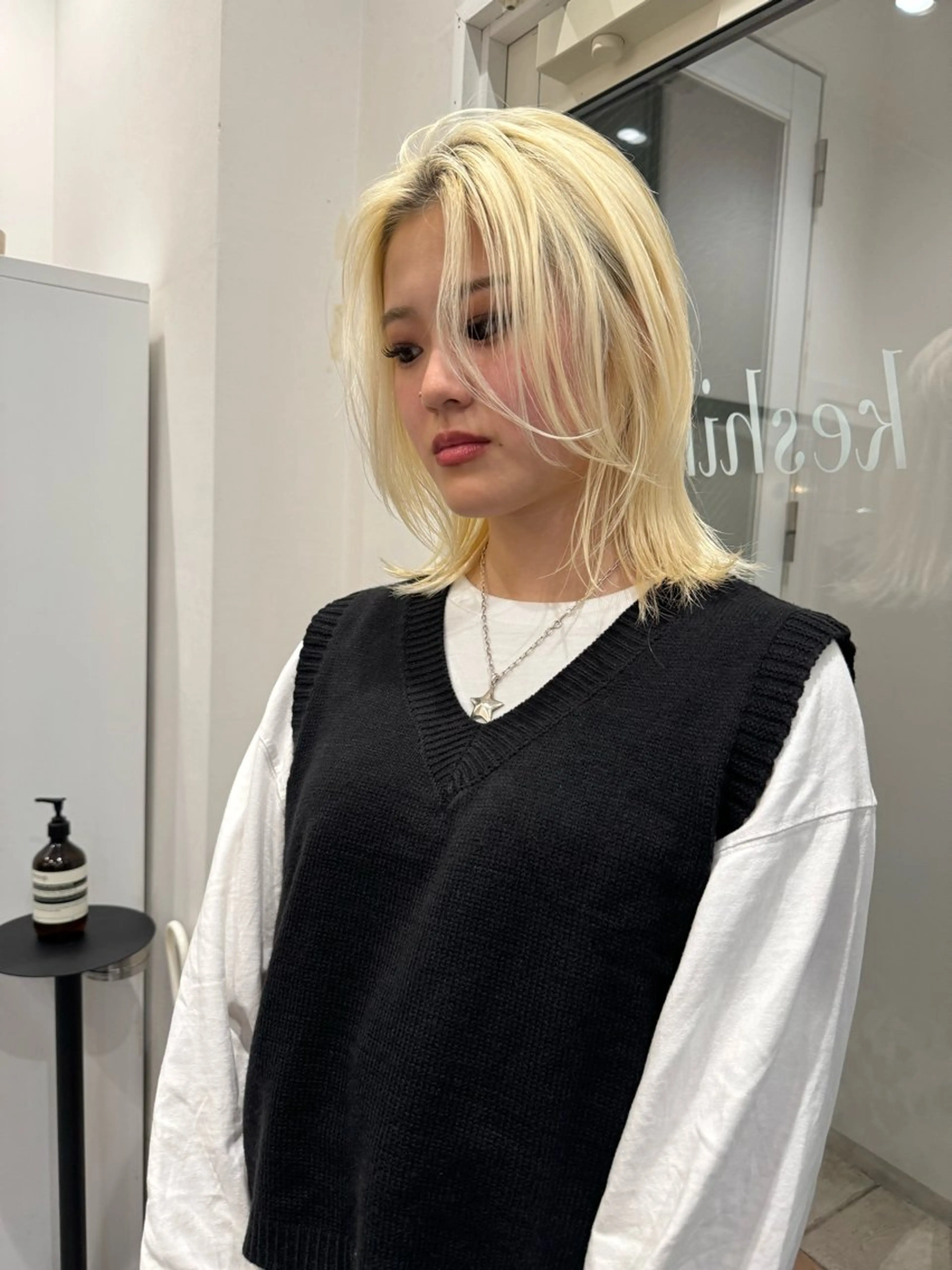 ミディアム カット keshiki🦋 Nanaのヘアスタイル