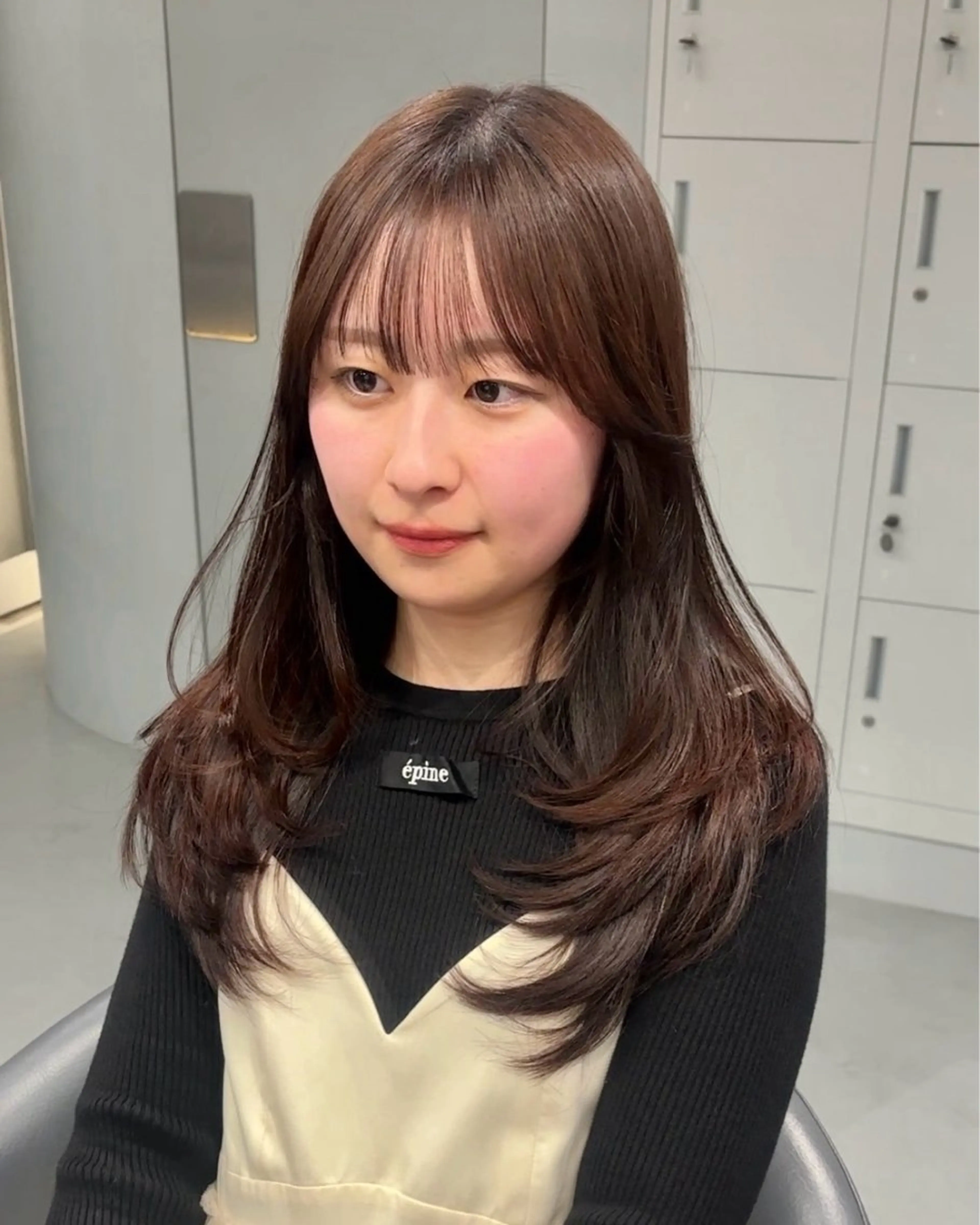 ロング レイヤーカット 横岡 亜香里のヘアスタイル
