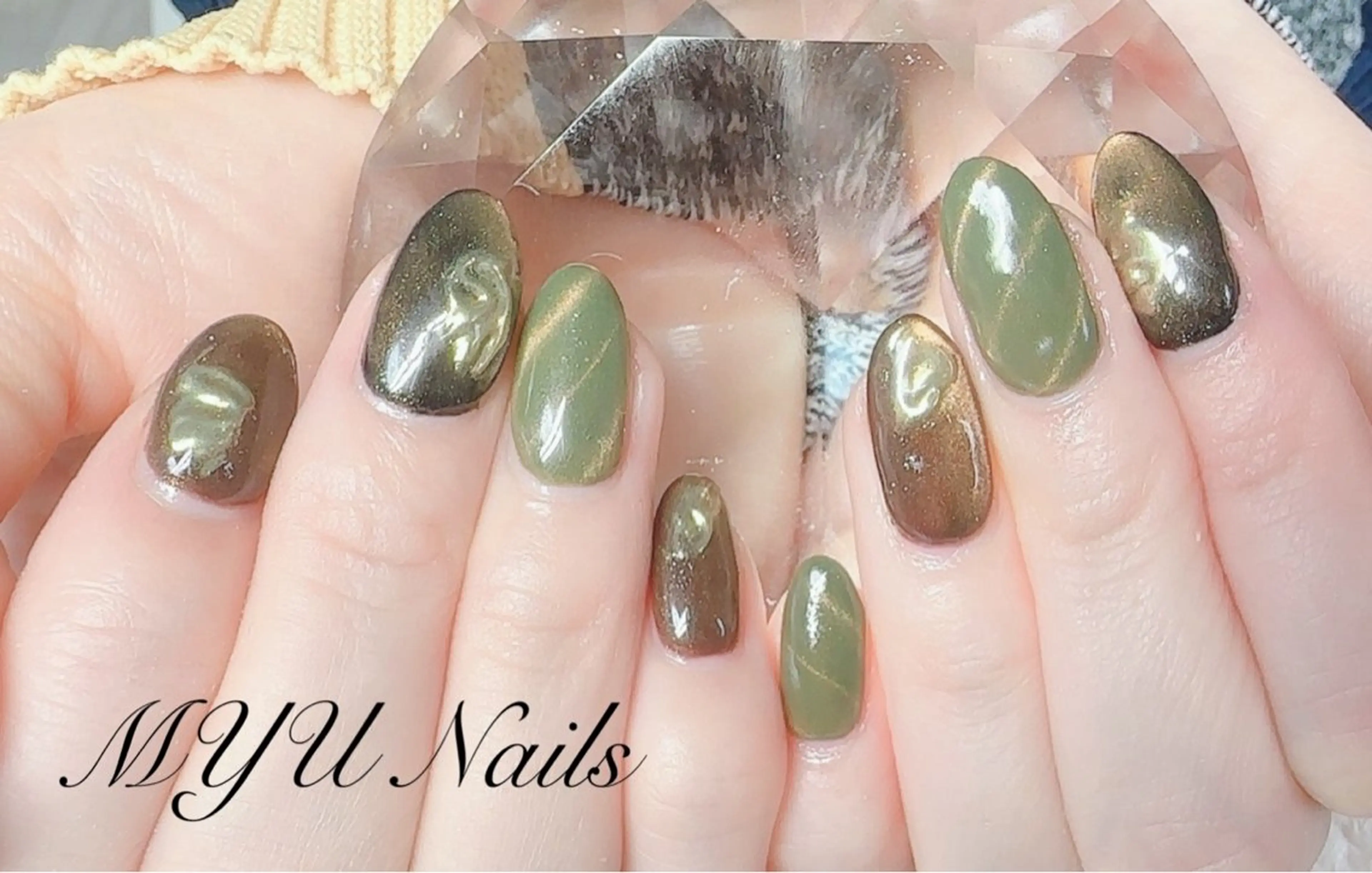 ネイル アートネイル ジェルネイル ゴールド 持ち込み ニュアンスネイル ハンドネイル ニュアンスネイル🌈 MYU Nailsのネイルデザイン