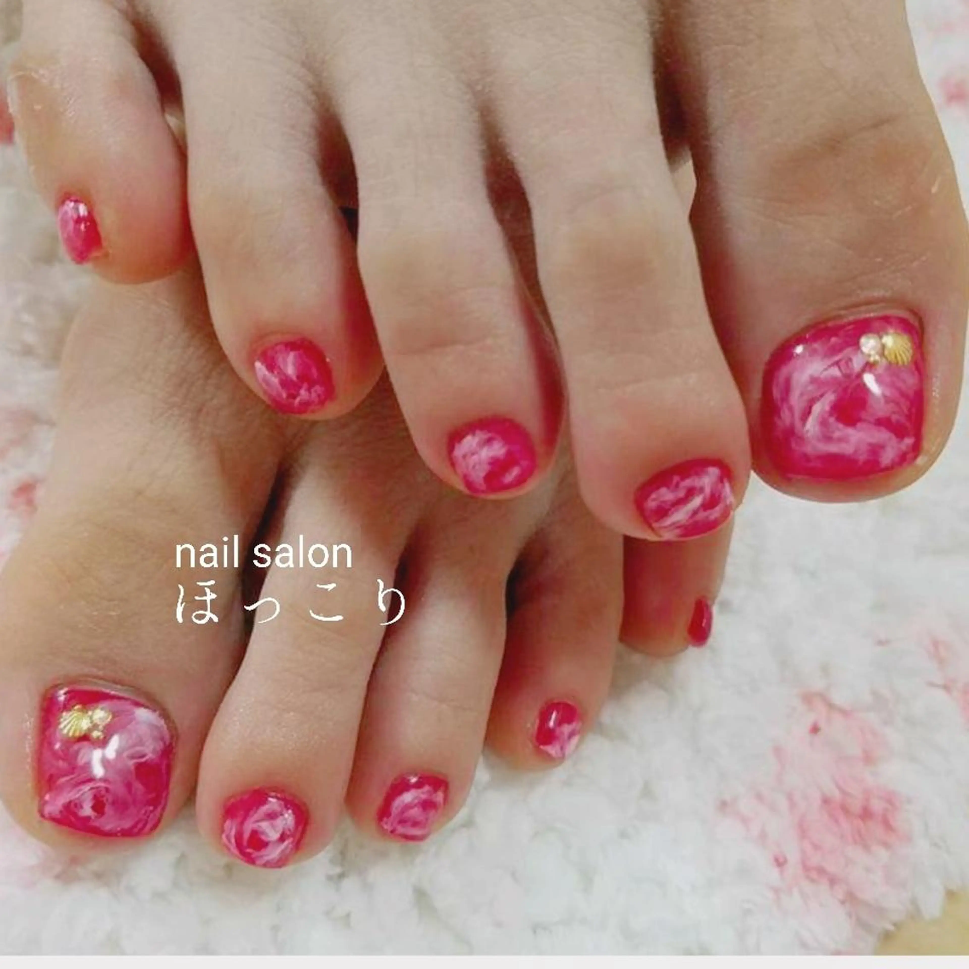 ネイル フットネイル ジェルネイル ネイルサロンほっこり kanaのネイルデザイン