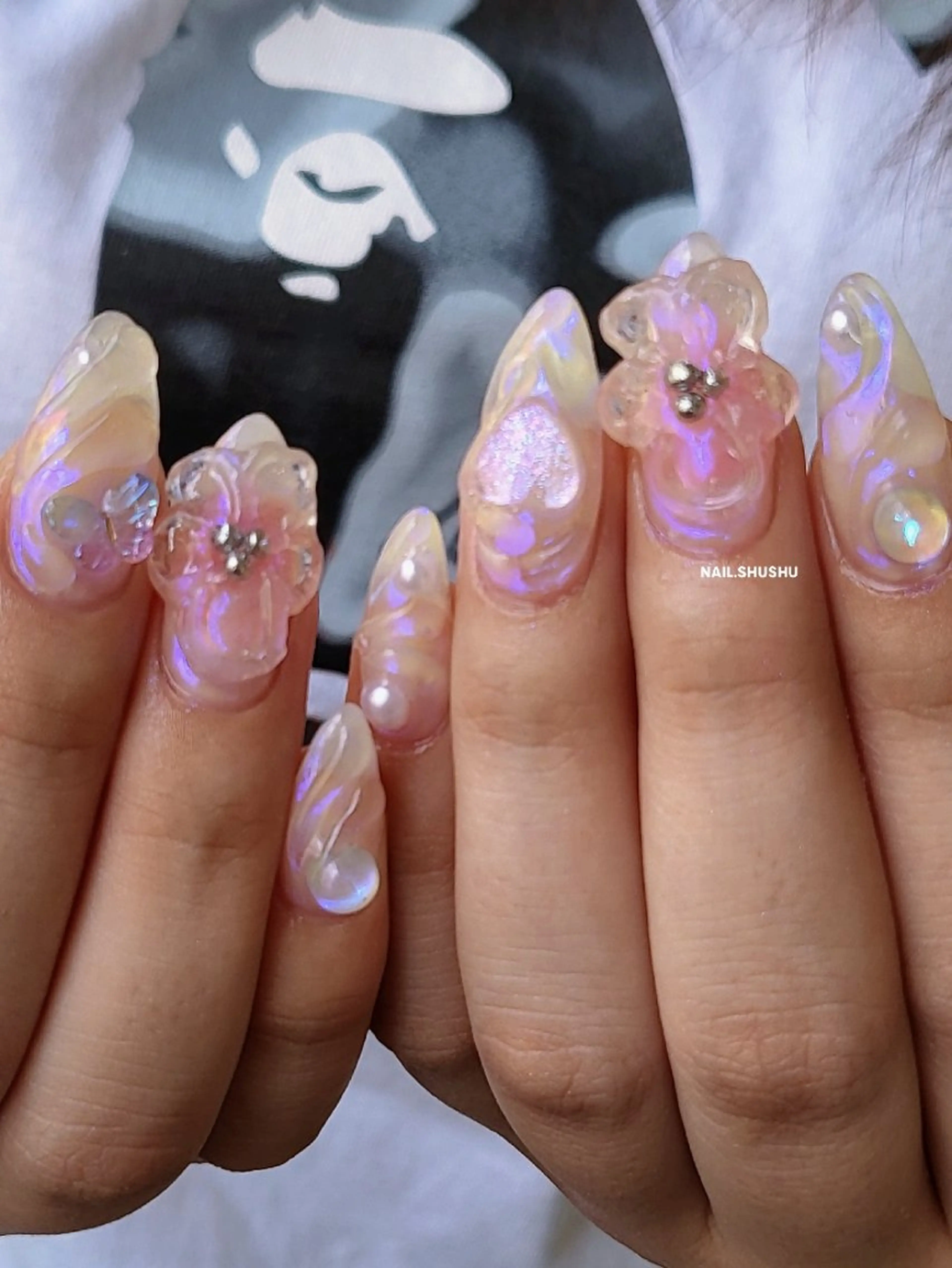 ネイル 3dパーツ/流行り 👧shushu❤️のネイルデザイン
