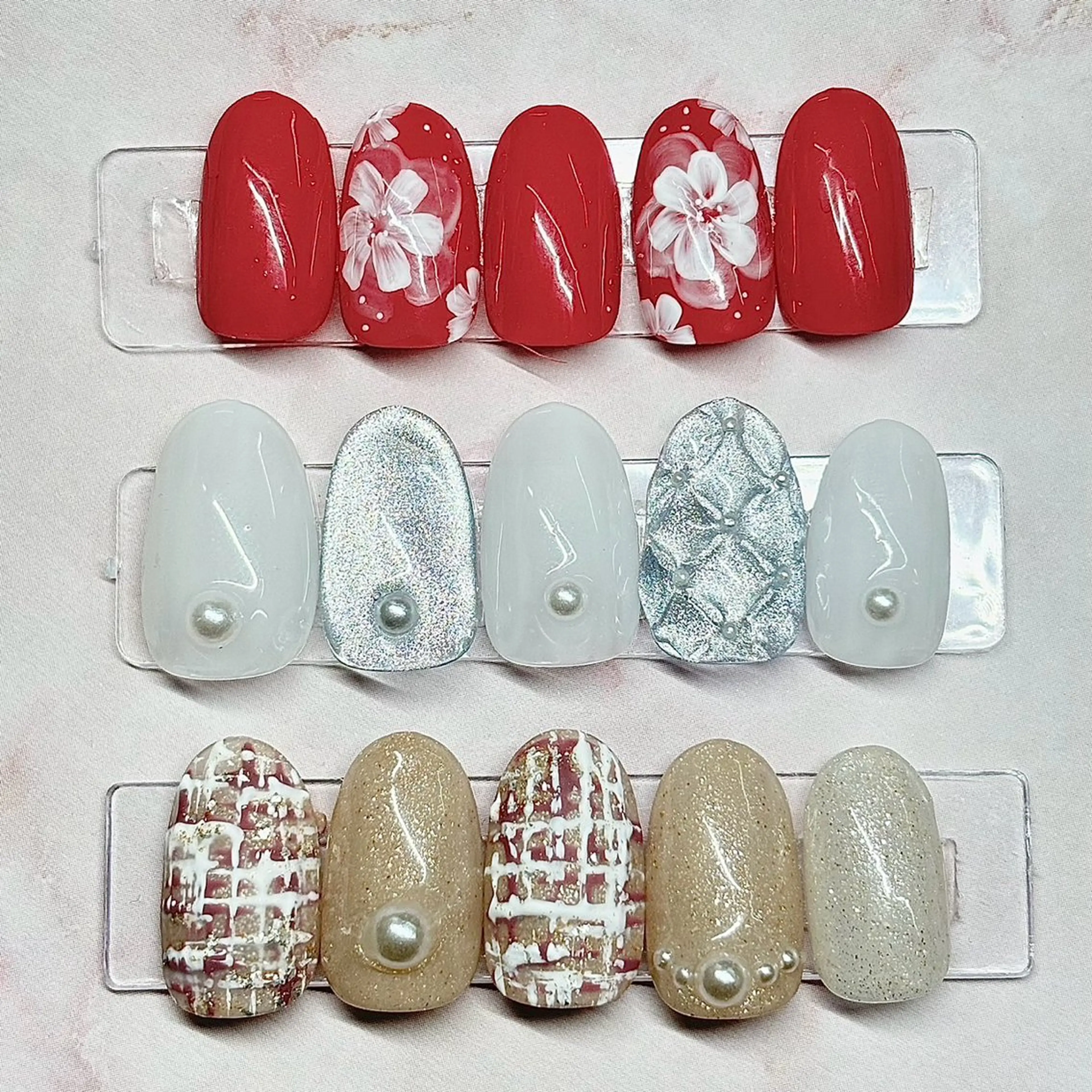 ネイル AYA Reginaのネイルデザイン