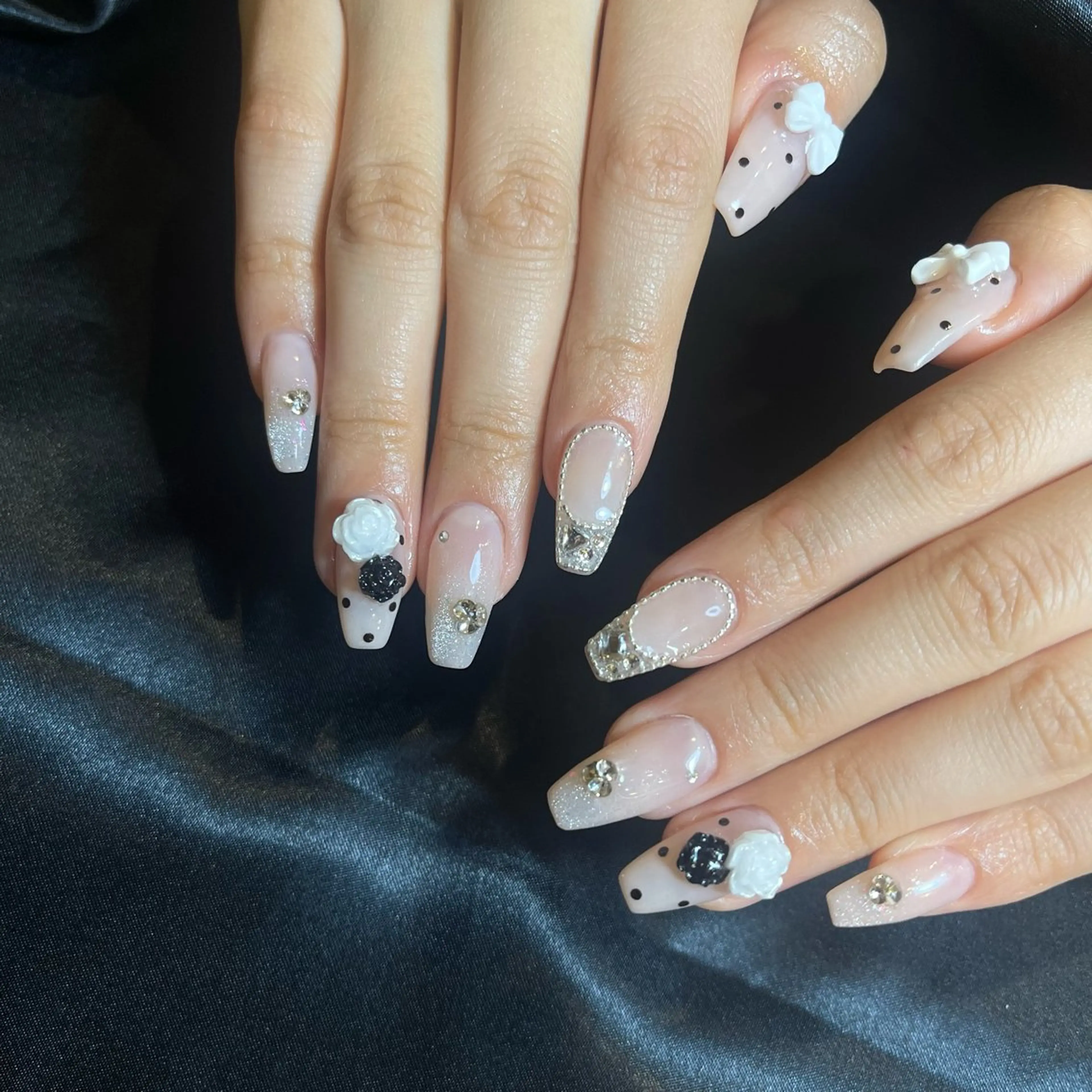 ミディアム Chiin Nailのネイルデザイン