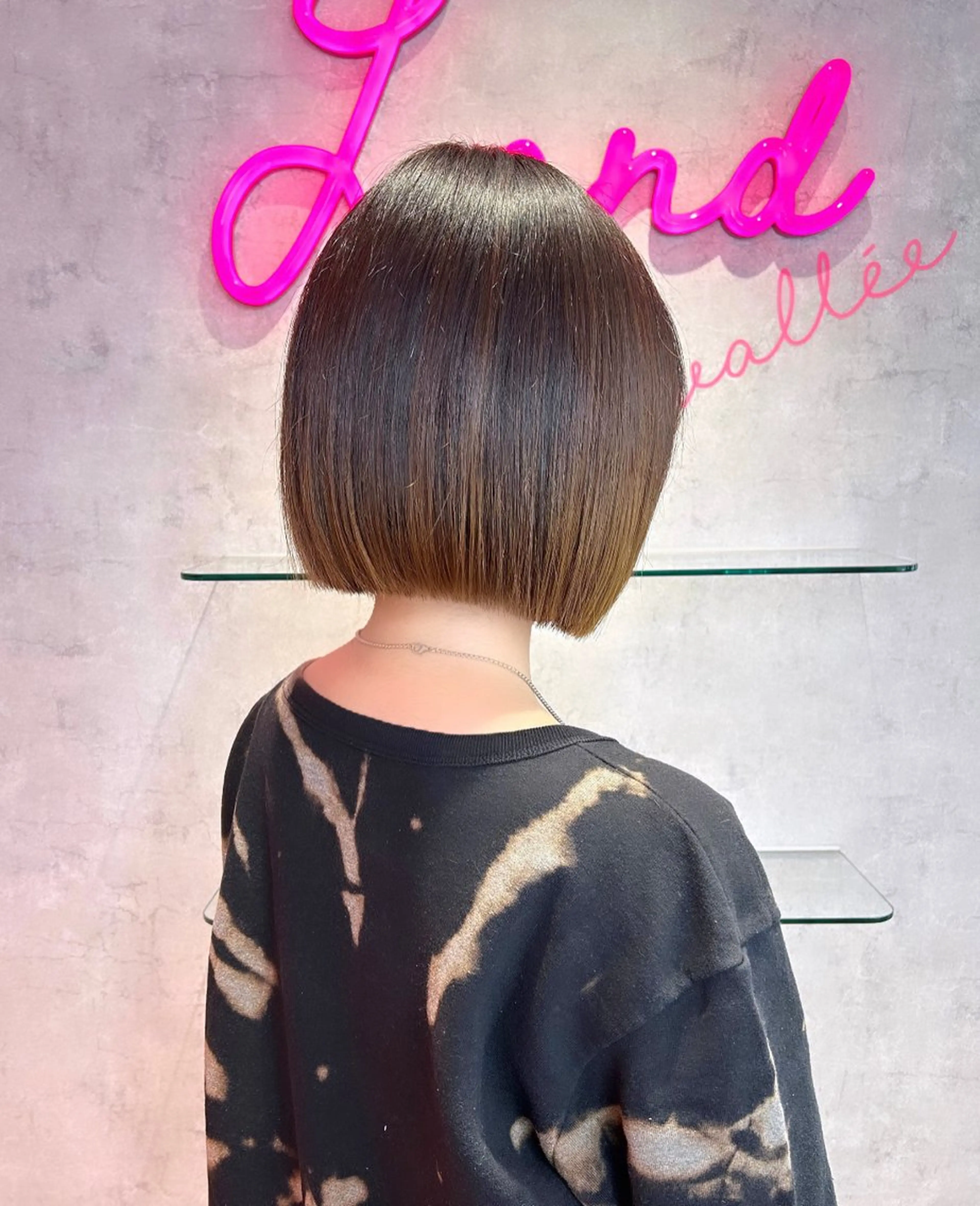 莉乃/縮毛矯正/髪質 改善/艶カラーのヘアスタイル