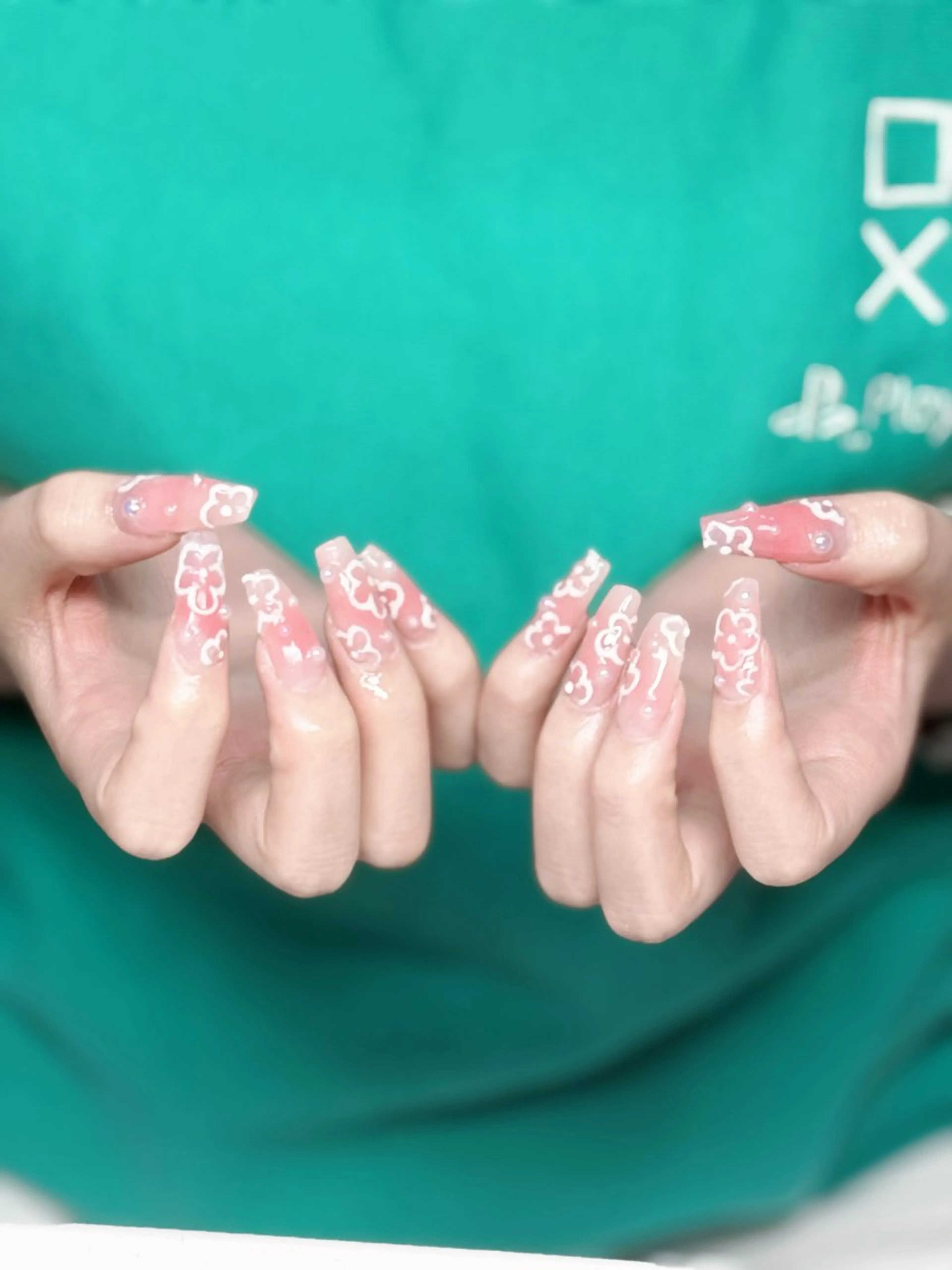 ネイル ハンドネイル 濱田 杏奈のネイルデザイン