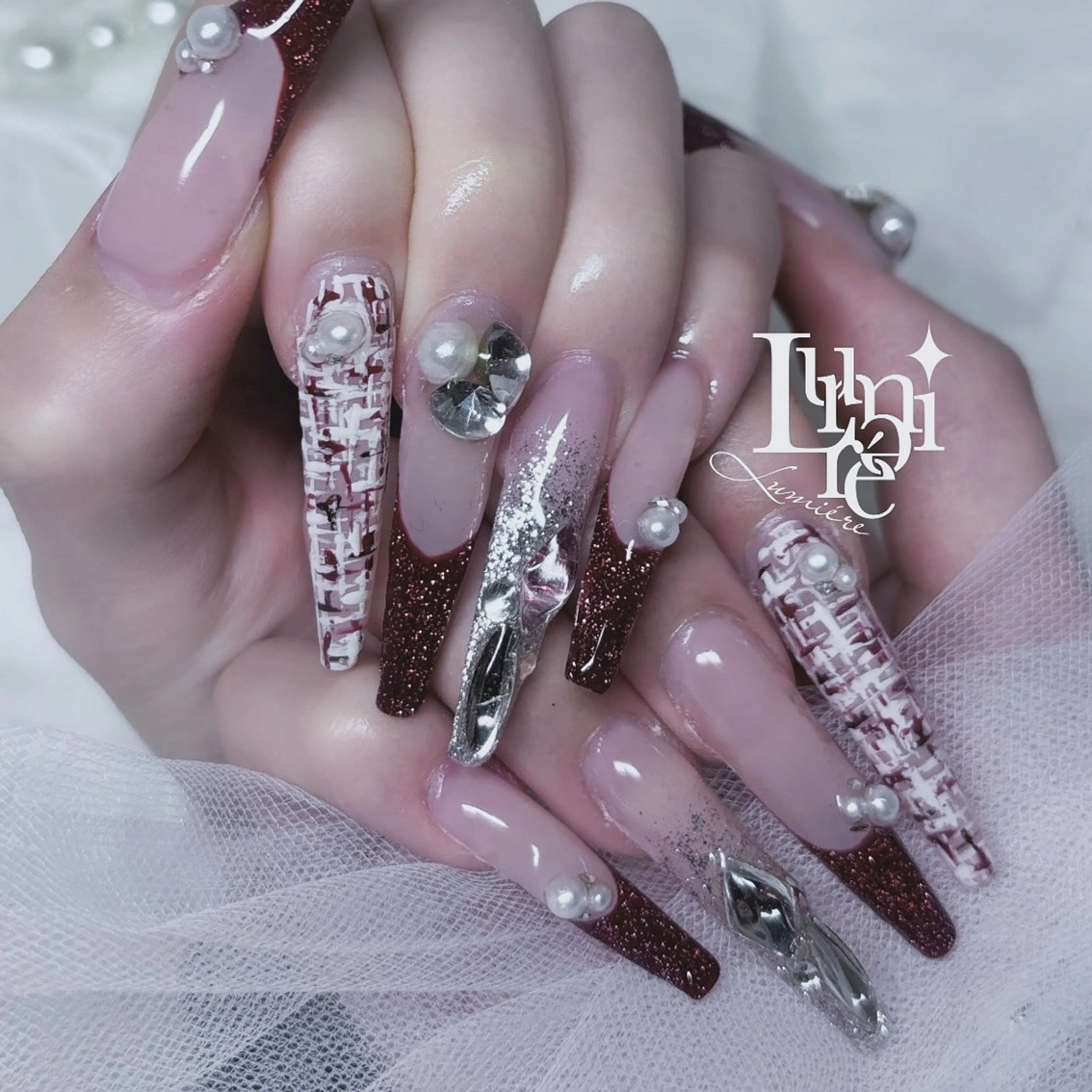 ネイル ハンドネイル Lumière｜ ロング｜ワンホンのネイルデザイン