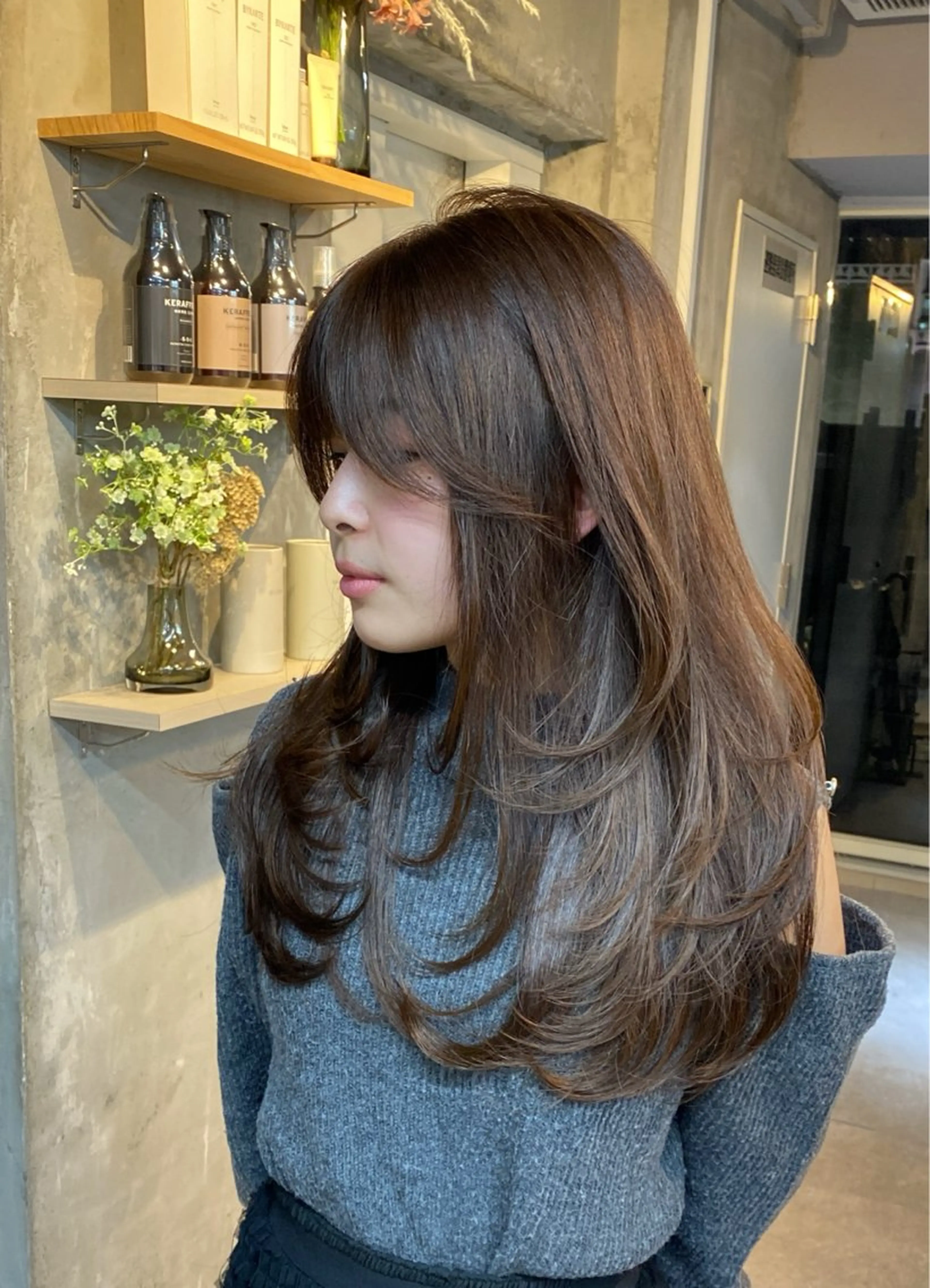 セミロング レイヤーカット カット ヘアカラー FORT所属・レイヤー/髪質改善 池本　紘之のヘアスタイル